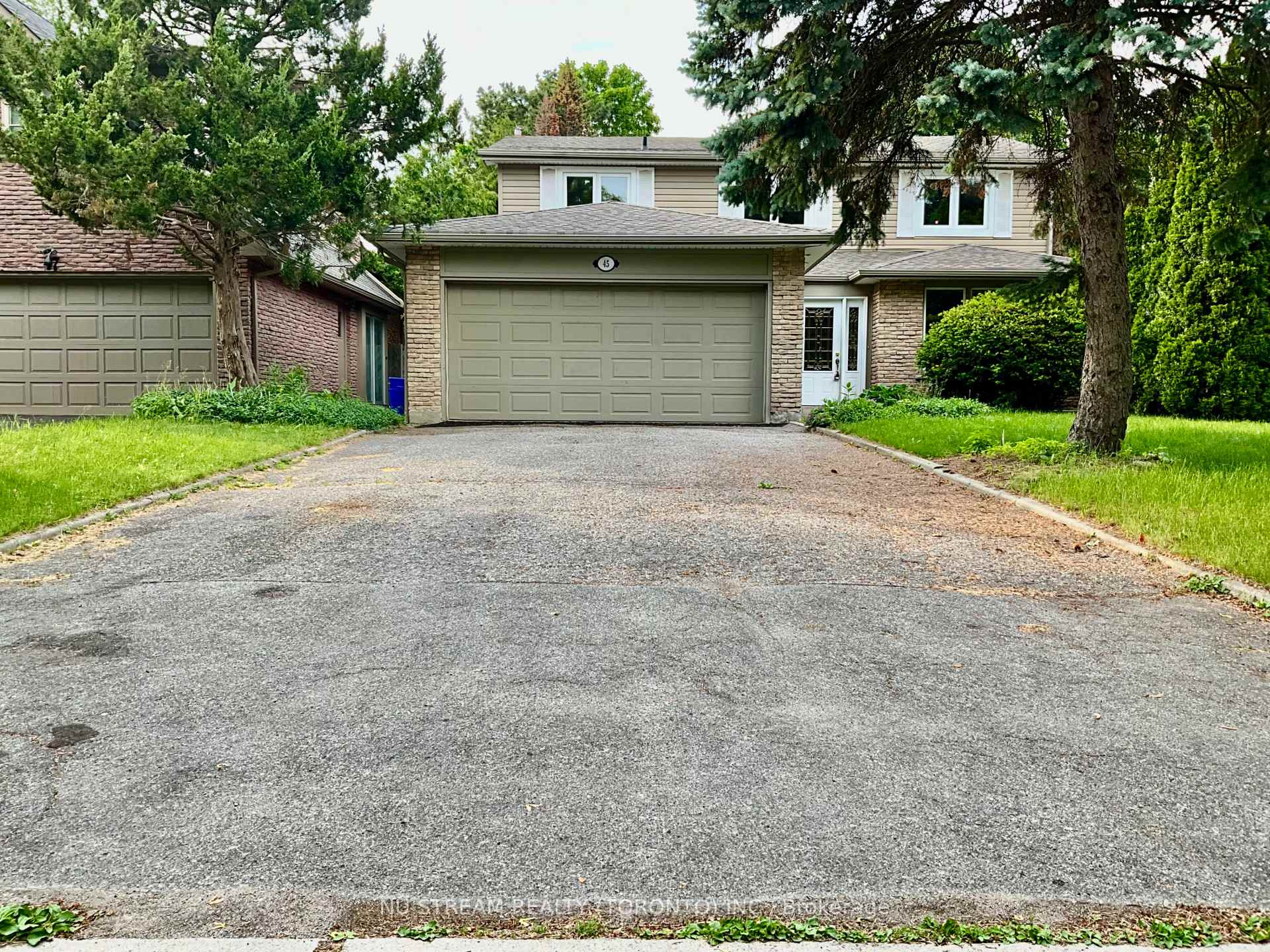 Photo 1 of 45 Emmeloord Crescent, Markham, Unionville — HOMEH