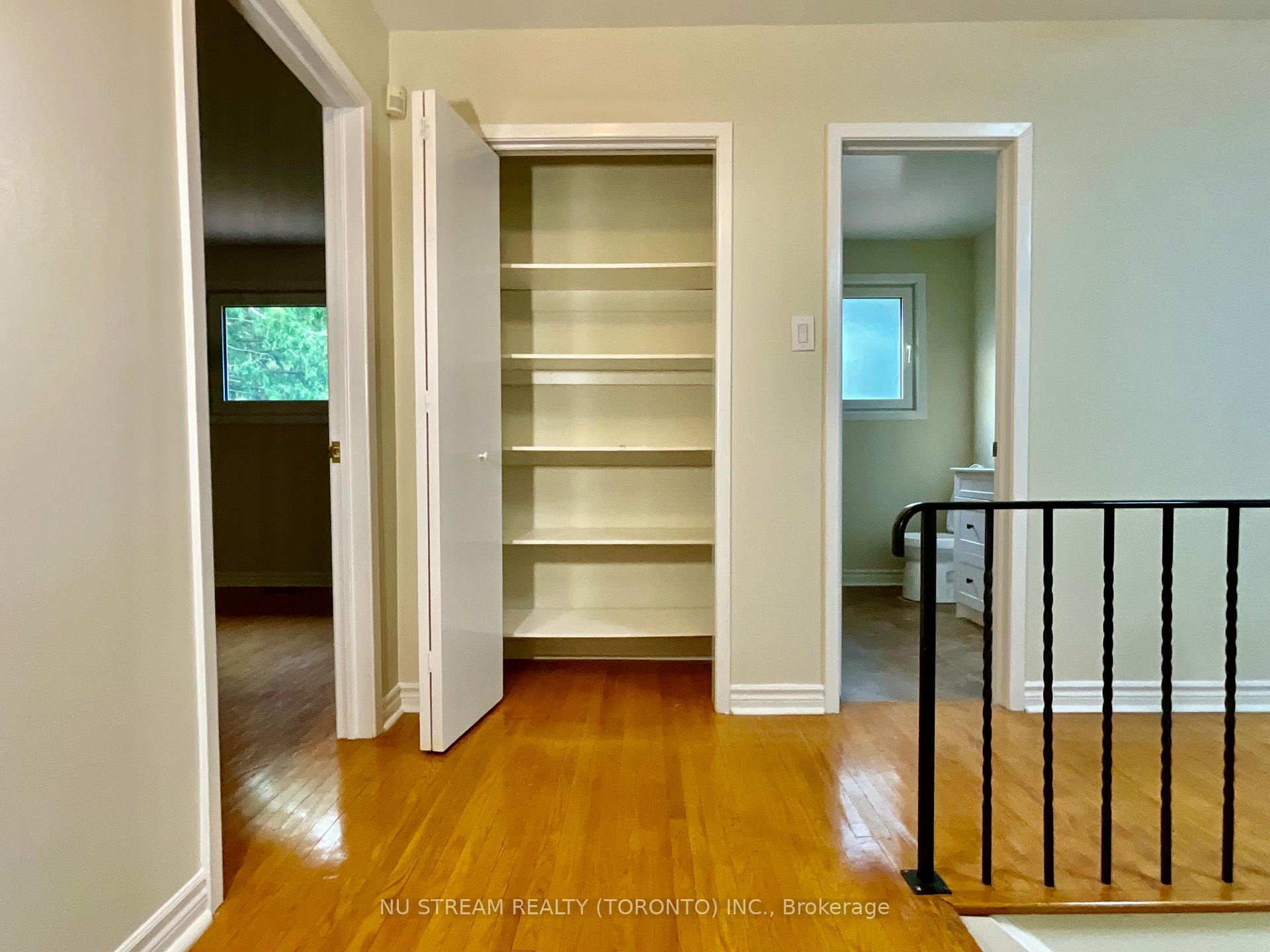 Photo 14 of 45 Emmeloord Crescent, Markham, Unionville — HOMEH