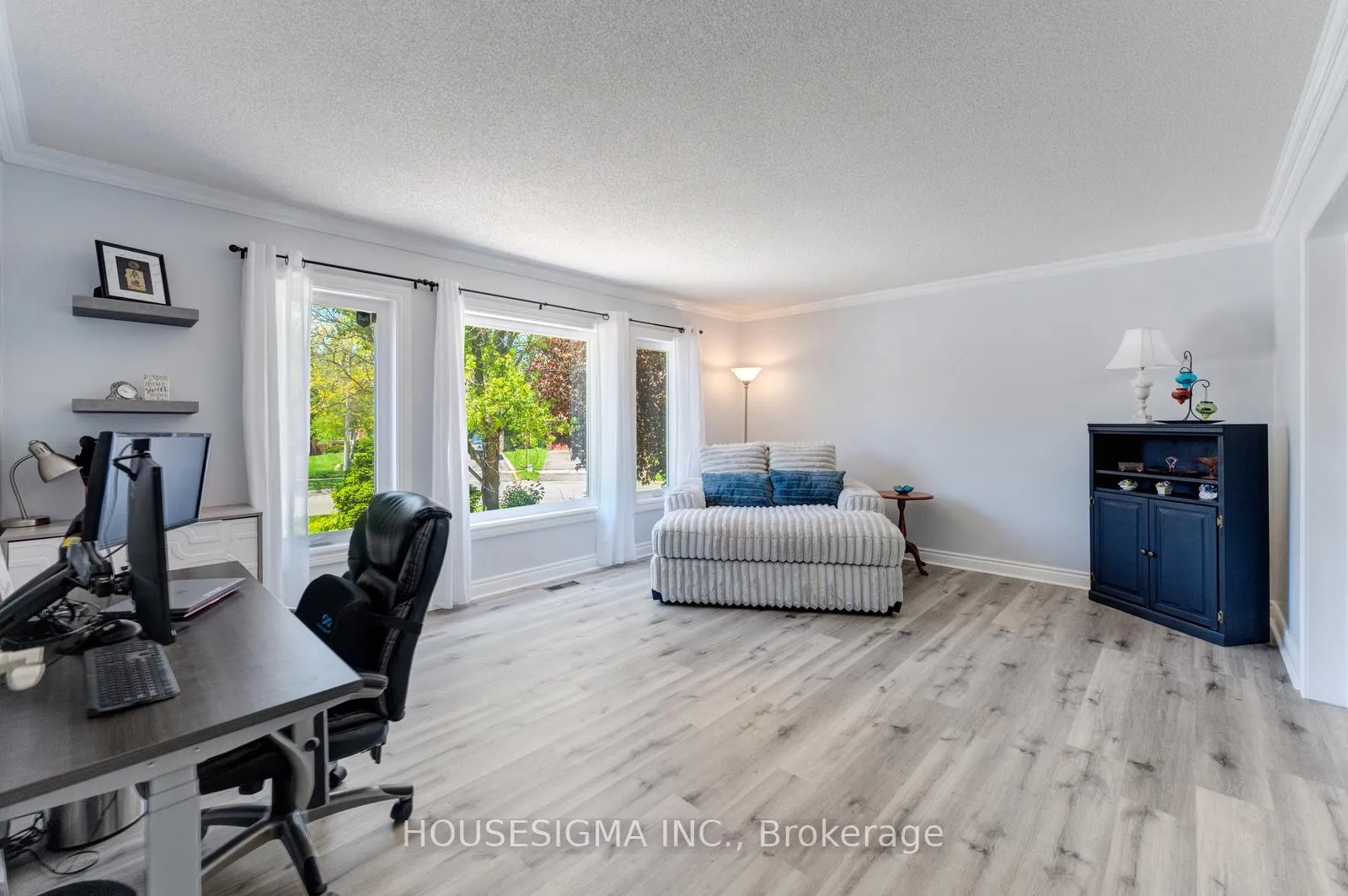Photo 16 of 30 Gooderham Drive, Halton Hills, Georgetown — HOMEH