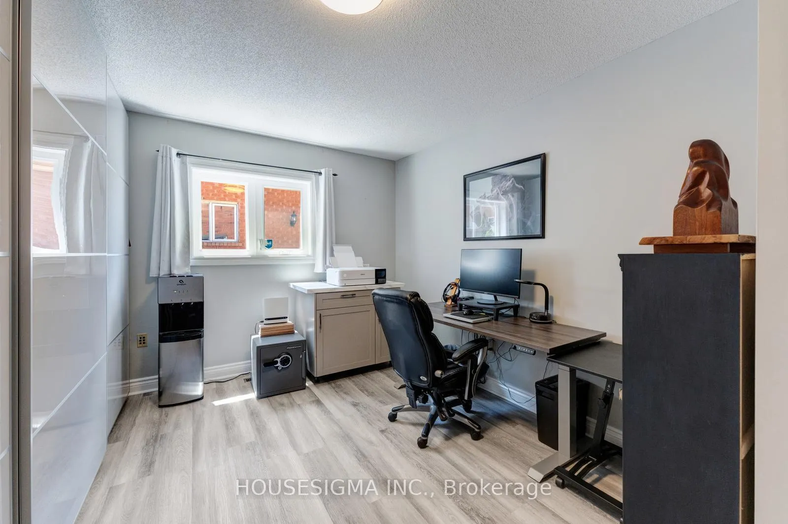 Photo 21 of 30 Gooderham Drive, Halton Hills, Georgetown — HOMEH