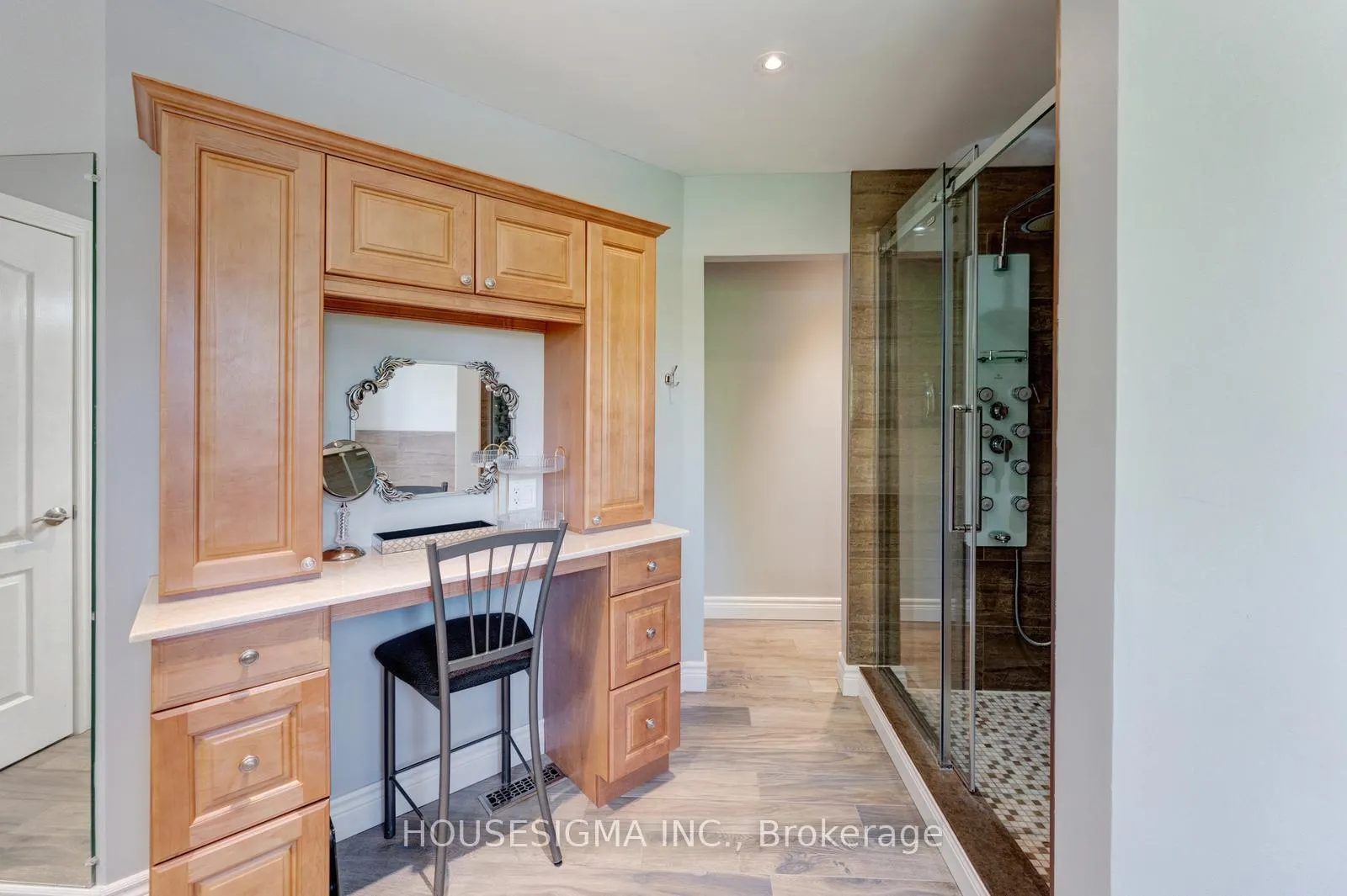 Photo 29 of 30 Gooderham Drive, Halton Hills, Georgetown — HOMEH