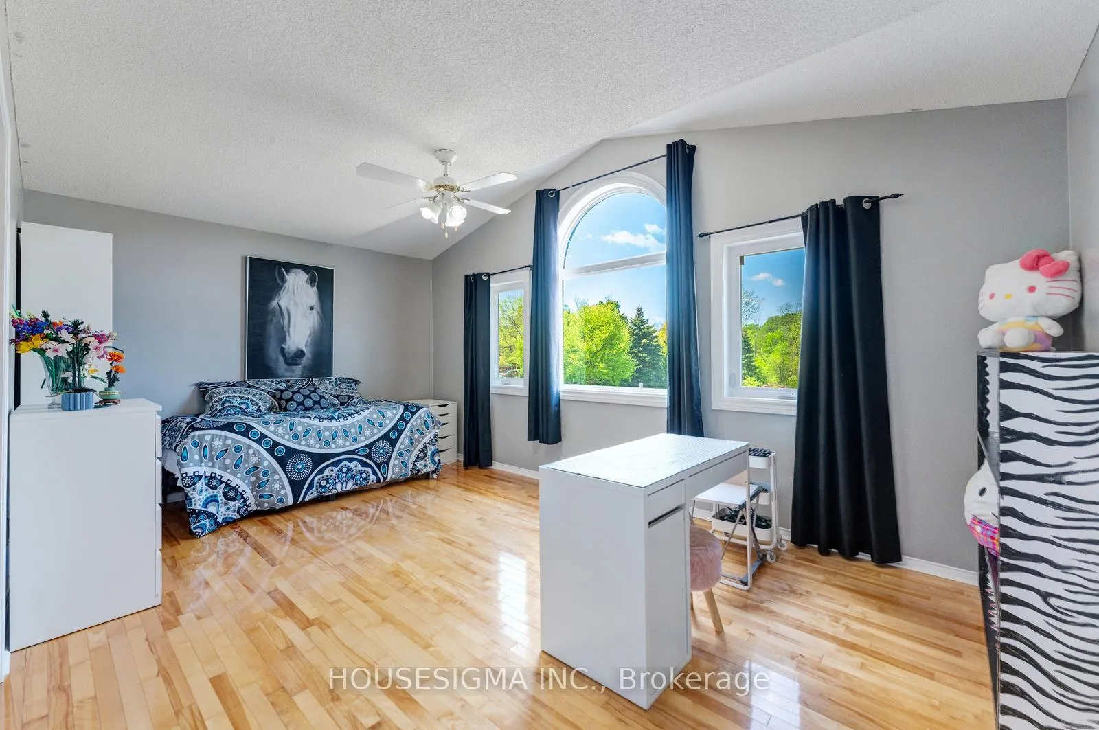 Photo 32 of 30 Gooderham Drive, Halton Hills, Georgetown — HOMEH