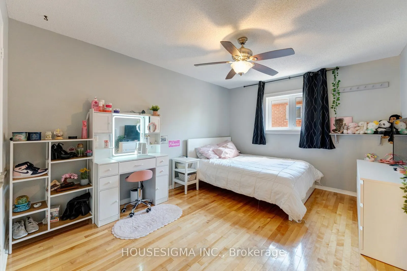 Photo 34 of 30 Gooderham Drive, Halton Hills, Georgetown — HOMEH