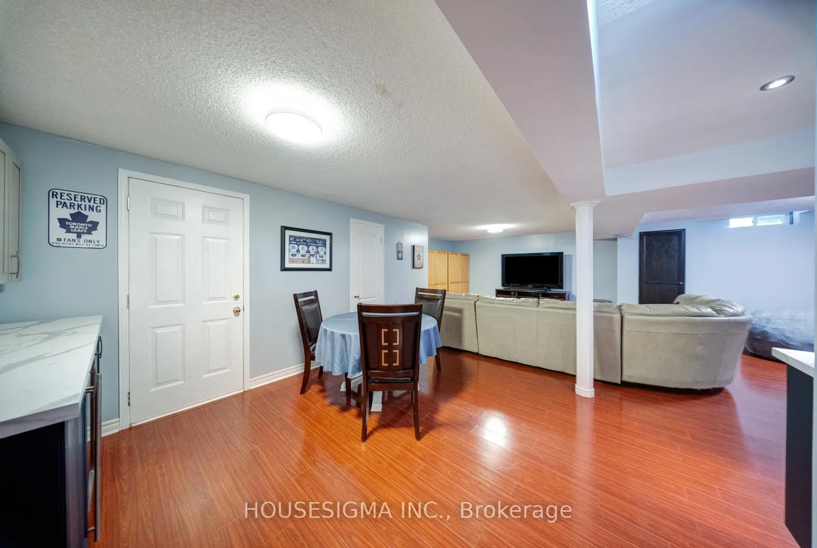 Photo 37 of 30 Gooderham Drive, Halton Hills, Georgetown — HOMEH