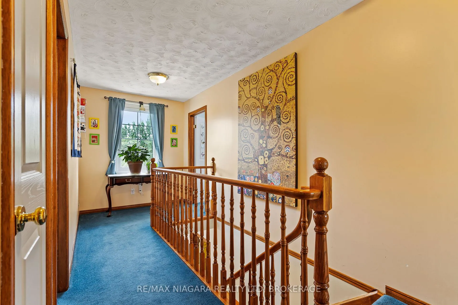 Photo 16 of 206 Confederation Avenue, Thorold, Confederation Heights — HOMEH