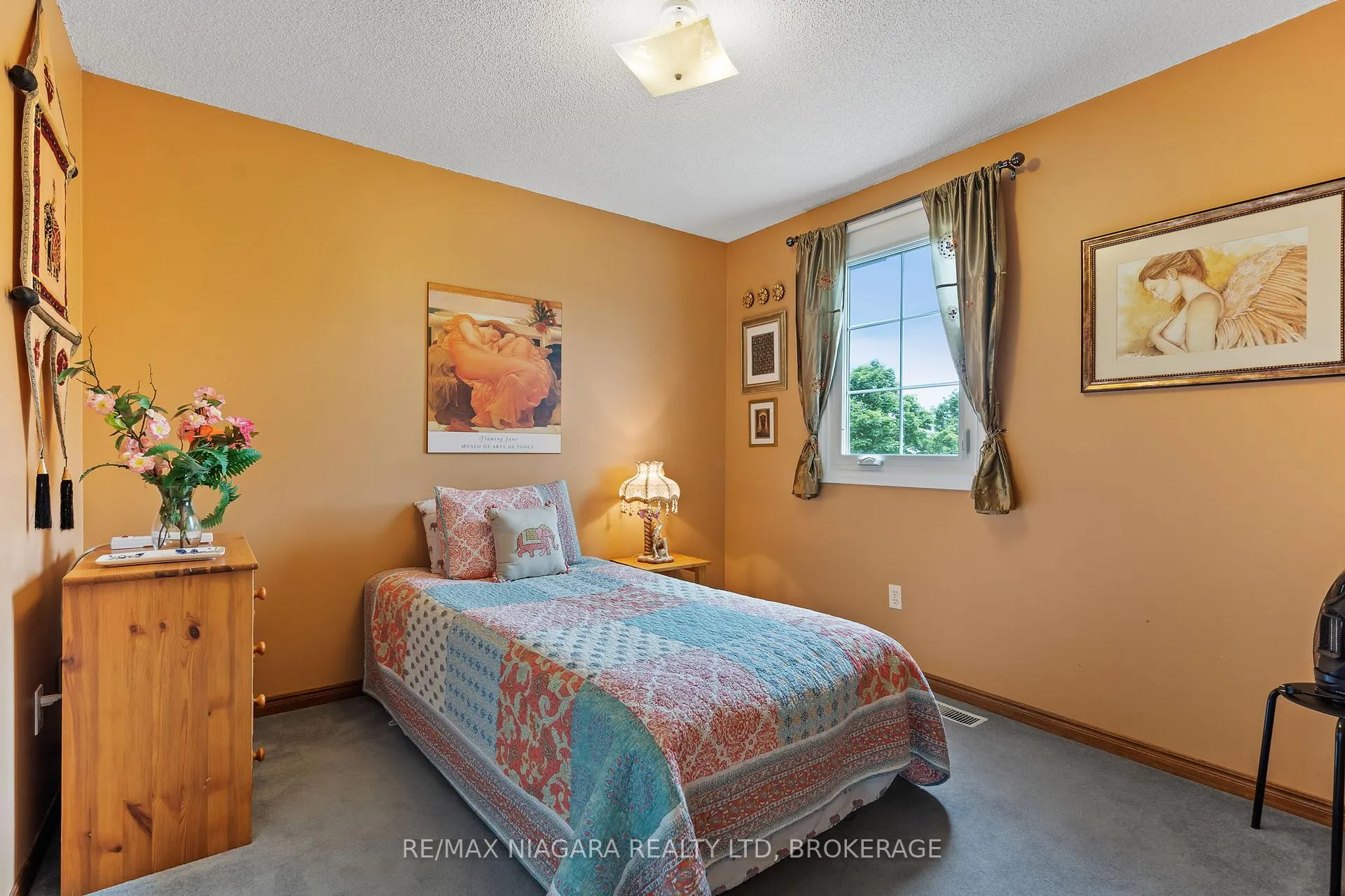 Photo 21 of 206 Confederation Avenue, Thorold, Confederation Heights — HOMEH