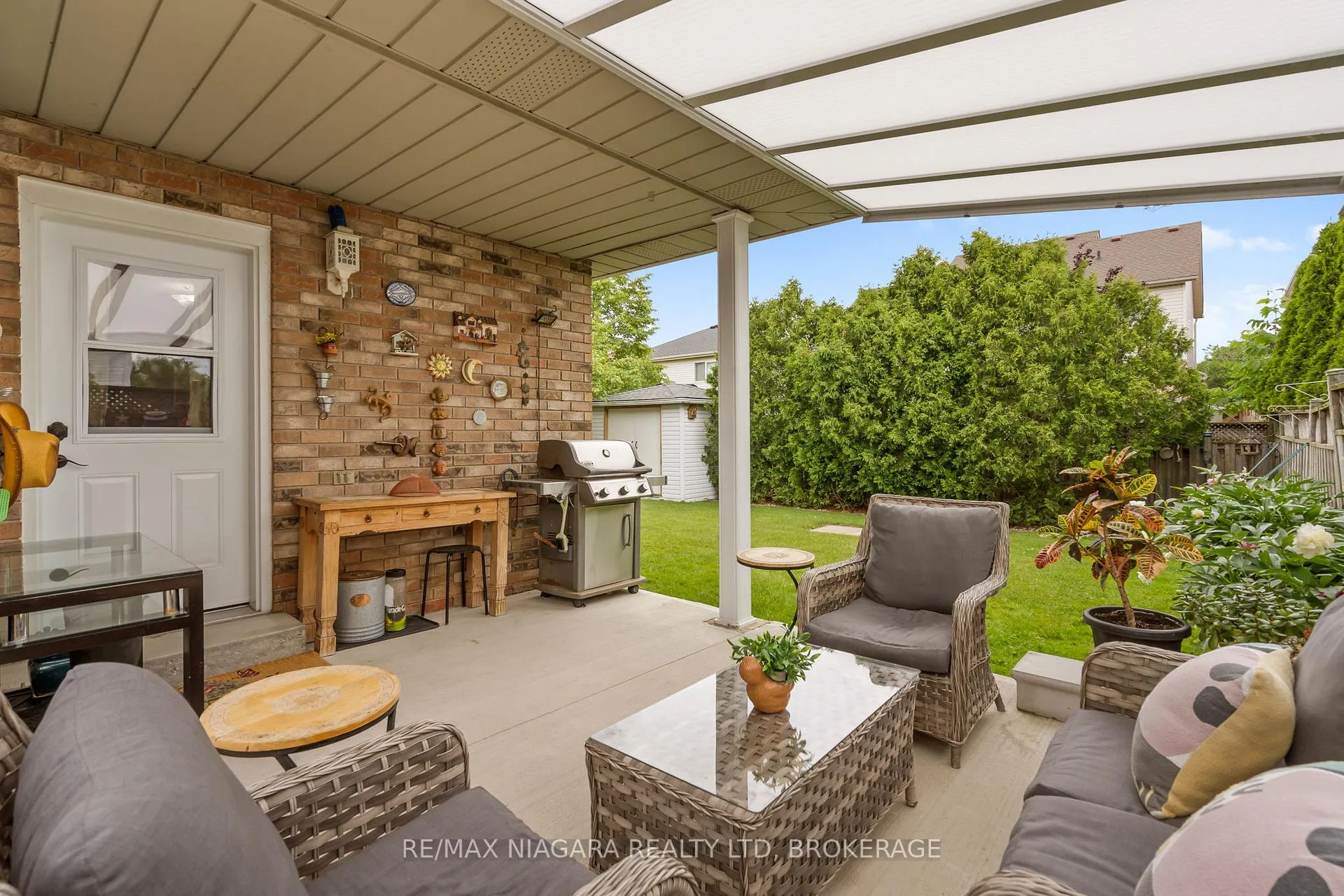 Photo 30 of 206 Confederation Avenue, Thorold, Confederation Heights — HOMEH