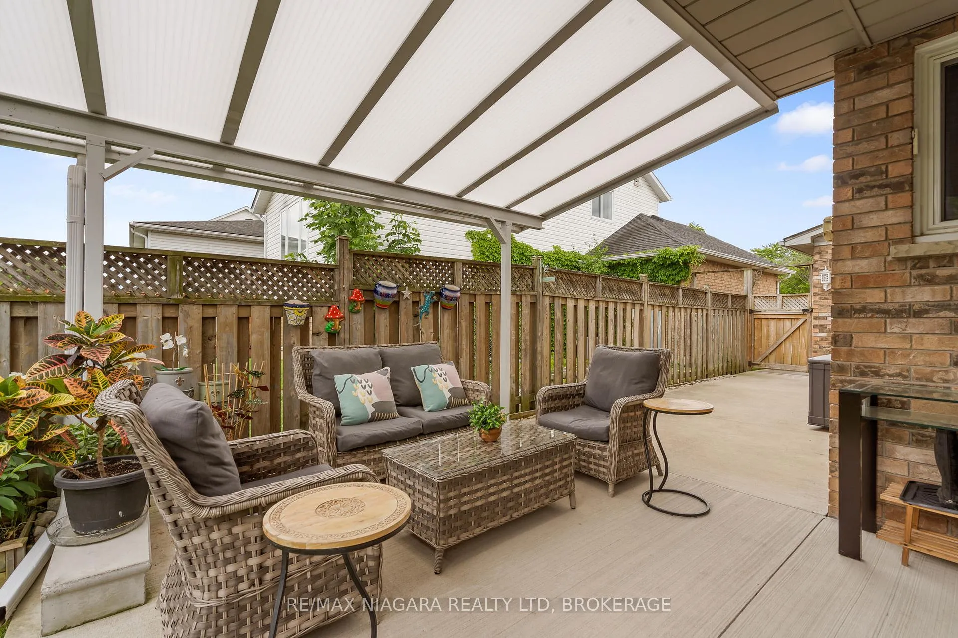 Photo 31 of 206 Confederation Avenue, Thorold, Confederation Heights — HOMEH