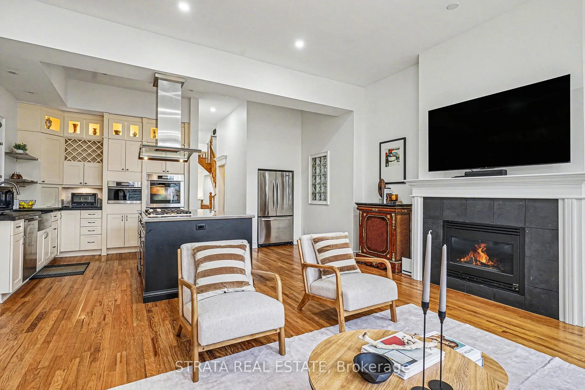 Photo 6 of 423 Manor Road E, Toronto, Mount Pleasant East — HOMEH