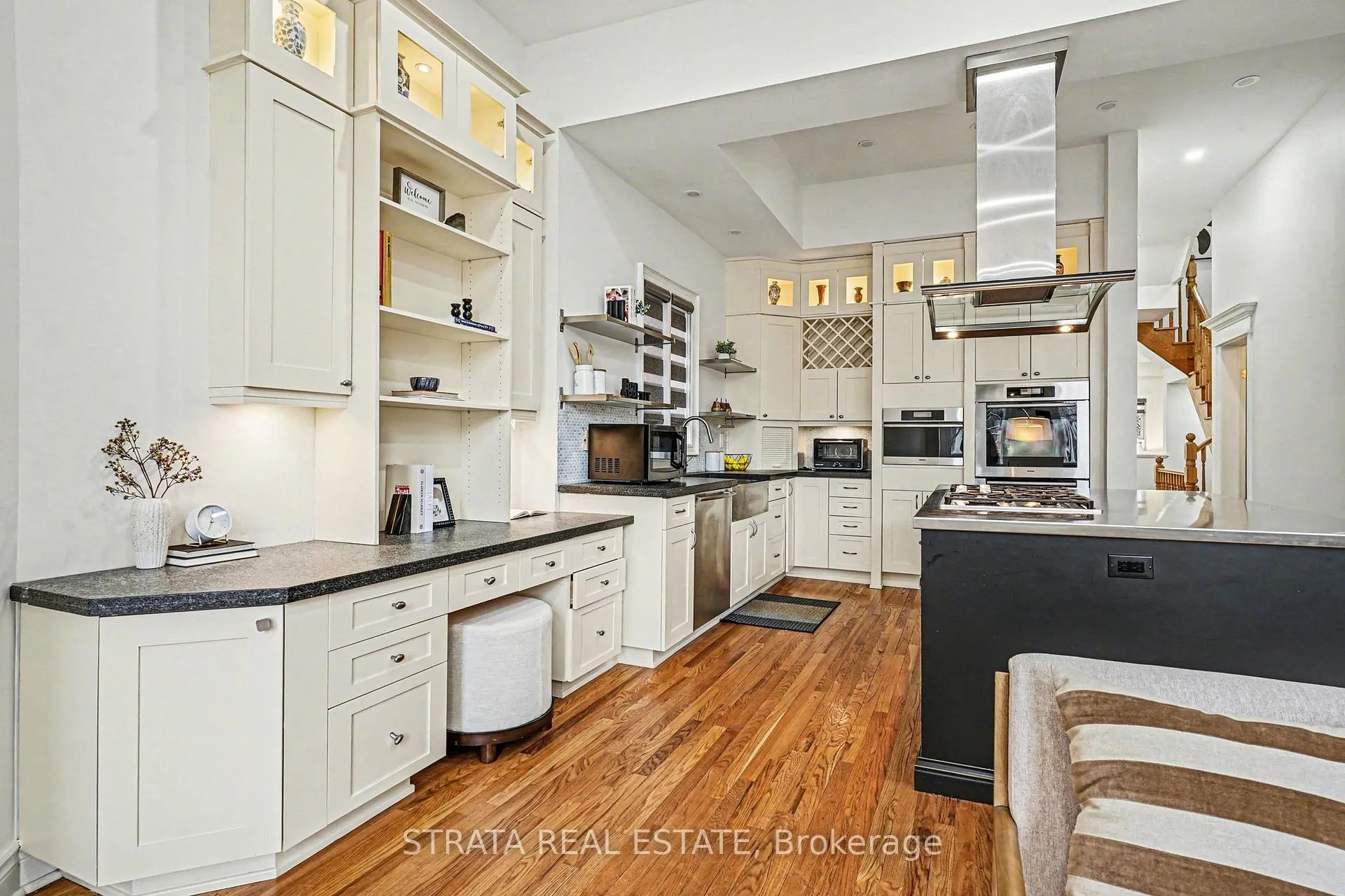 Photo 7 of 423 Manor Road E, Toronto, Mount Pleasant East — HOMEH
