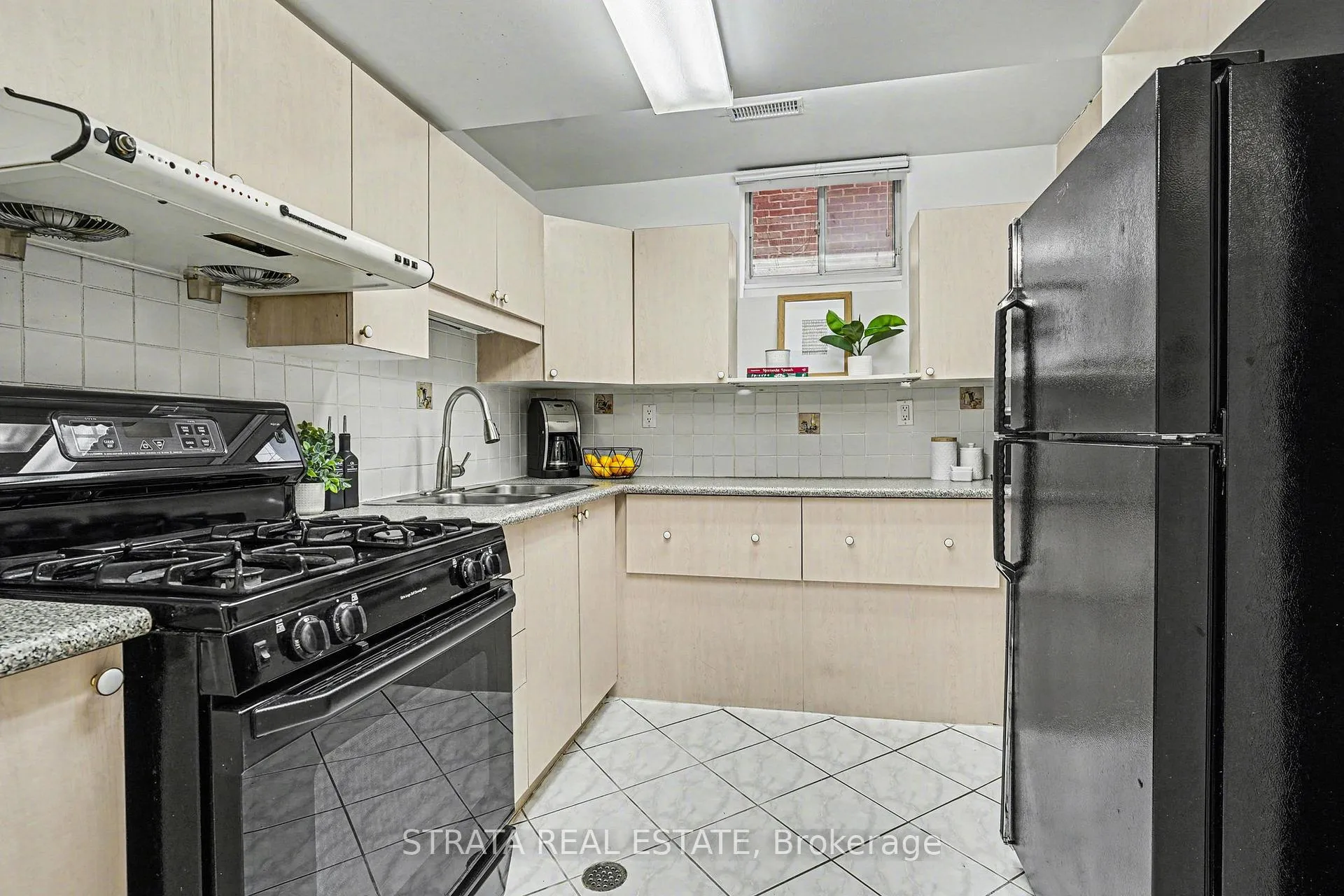 Photo 30 of 423 Manor Road E, Toronto, Mount Pleasant East — HOMEH