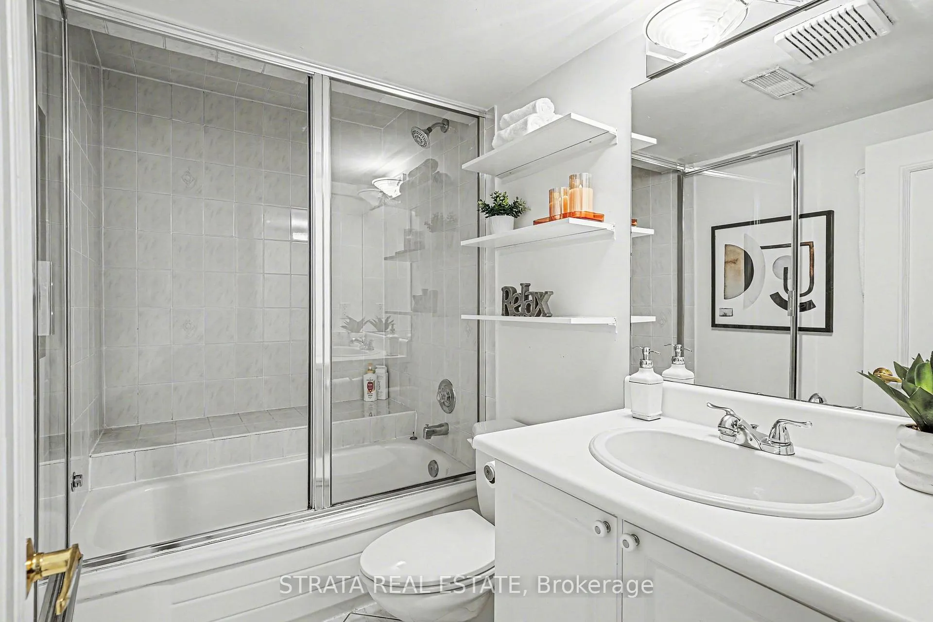 Photo 31 of 423 Manor Road E, Toronto, Mount Pleasant East — HOMEH