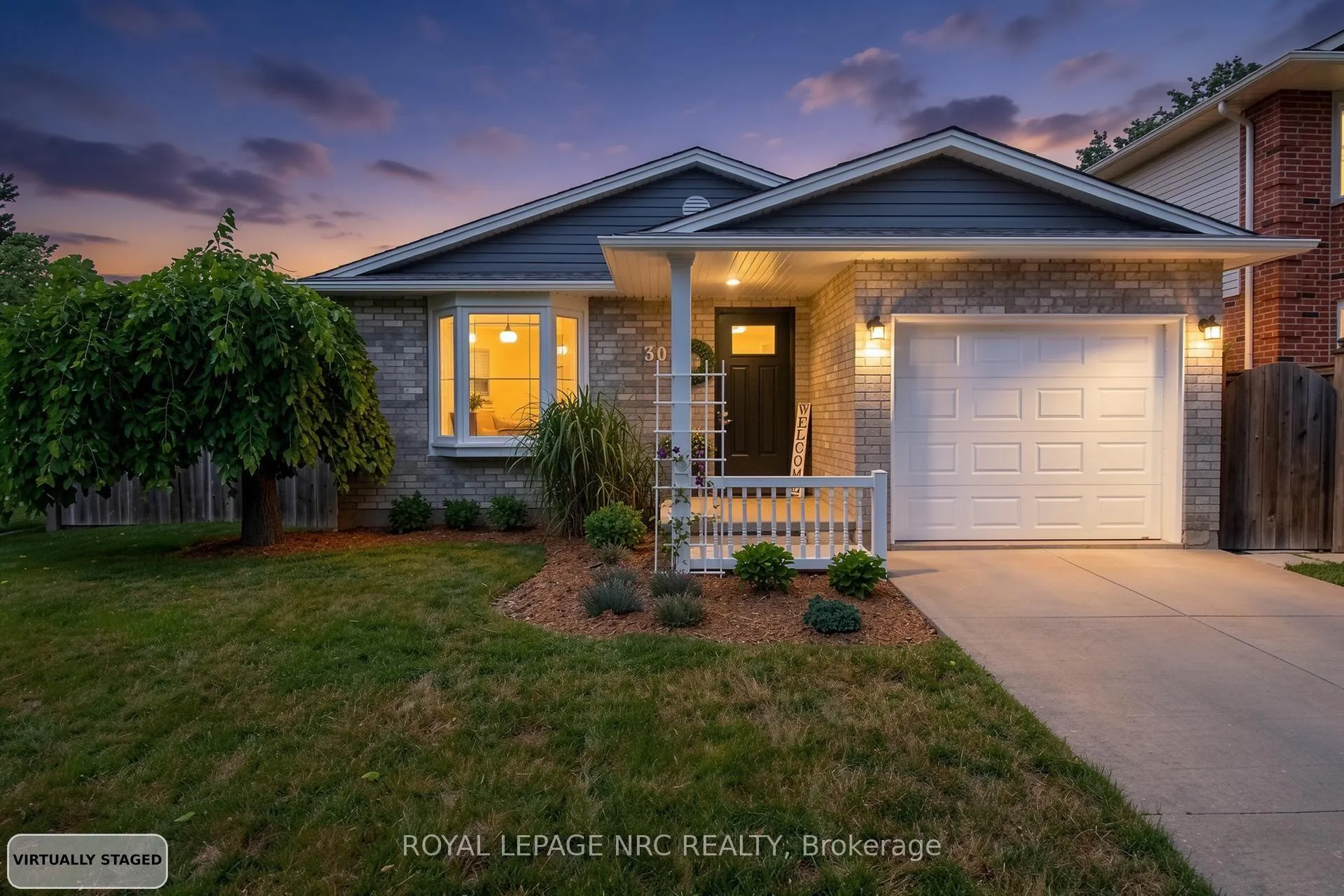 Photo 2 of 30 Elderwood Drive, St. Catharines, Grapeview — HOMEH
