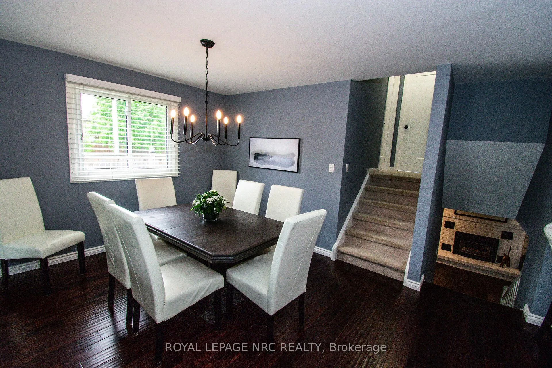 Photo 9 of 30 Elderwood Drive, St. Catharines, Grapeview — HOMEH