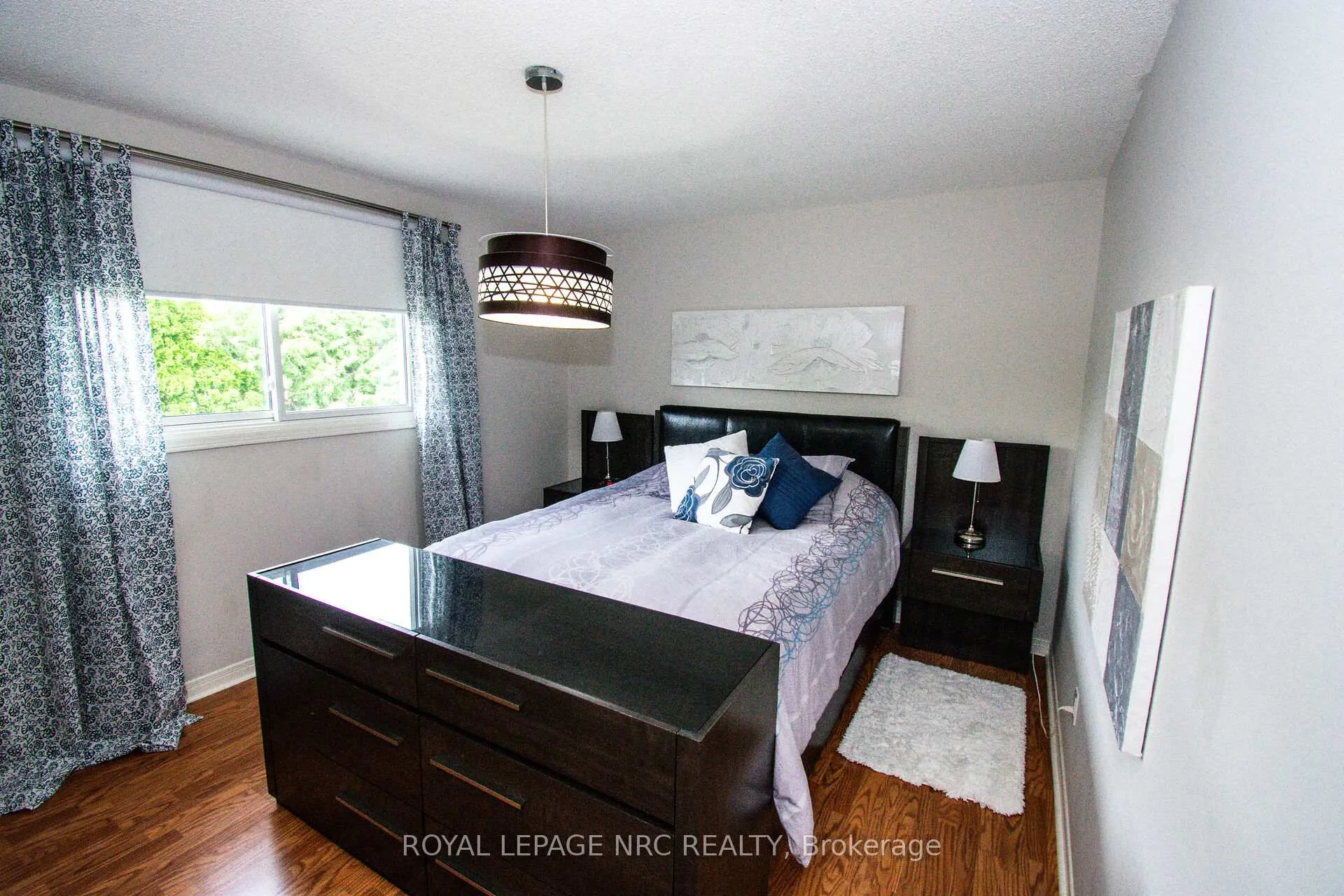 Photo 17 of 30 Elderwood Drive, St. Catharines, Grapeview — HOMEH
