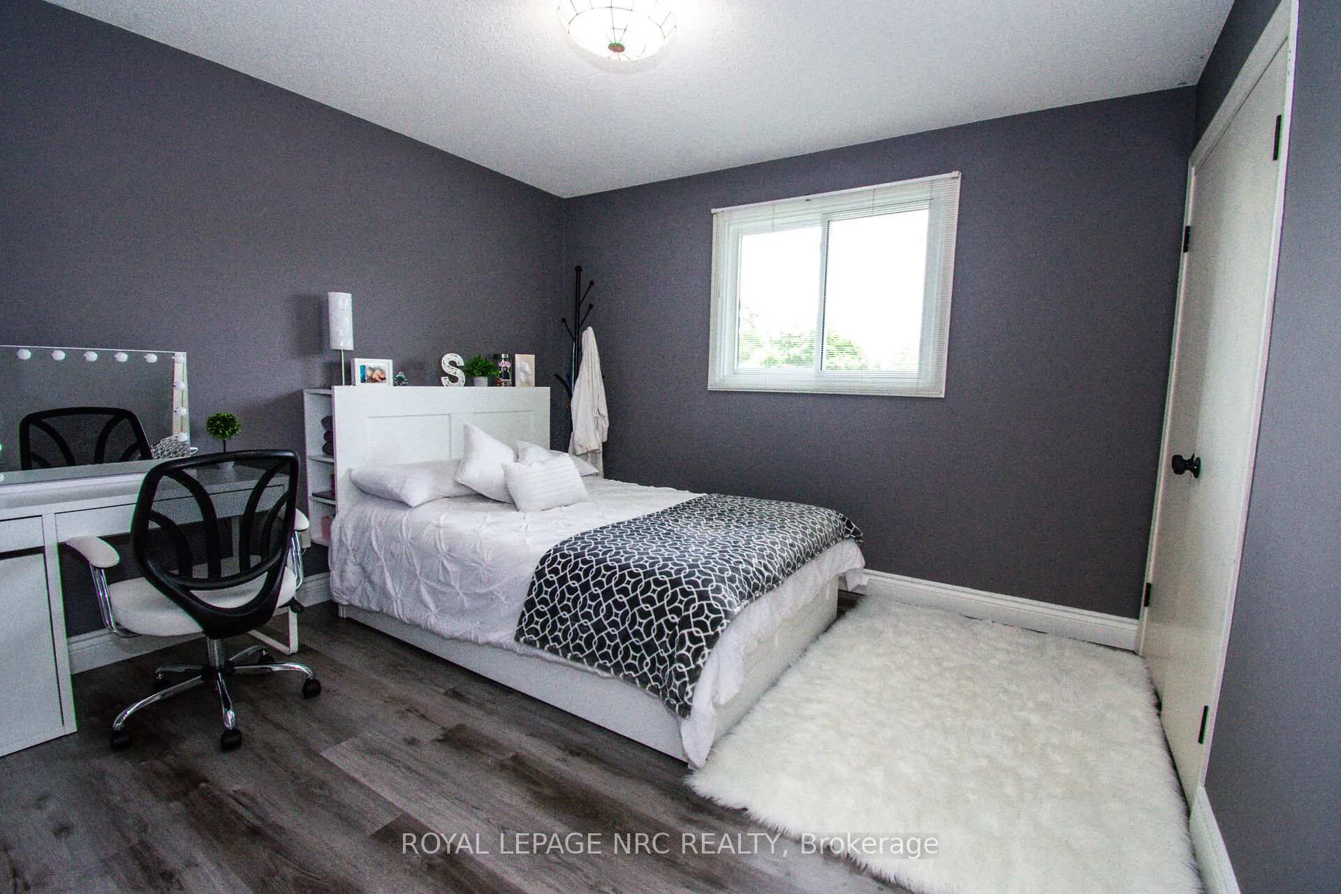 Photo 24 of 30 Elderwood Drive, St. Catharines, Grapeview — HOMEH