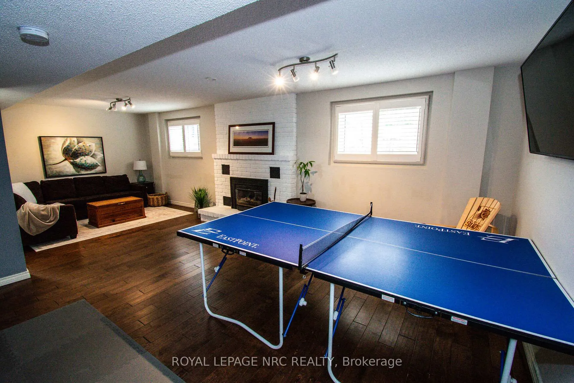 Photo 27 of 30 Elderwood Drive, St. Catharines, Grapeview — HOMEH