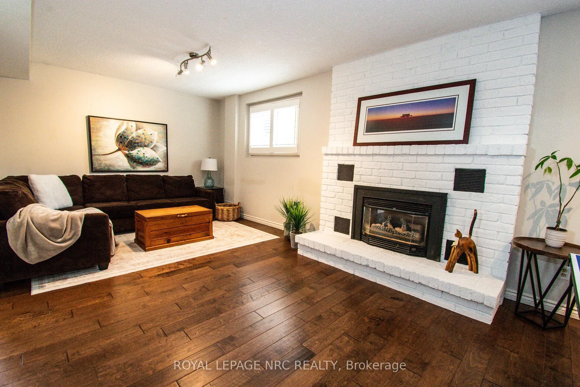 Photo 28 of 30 Elderwood Drive, St. Catharines, Grapeview — HOMEH