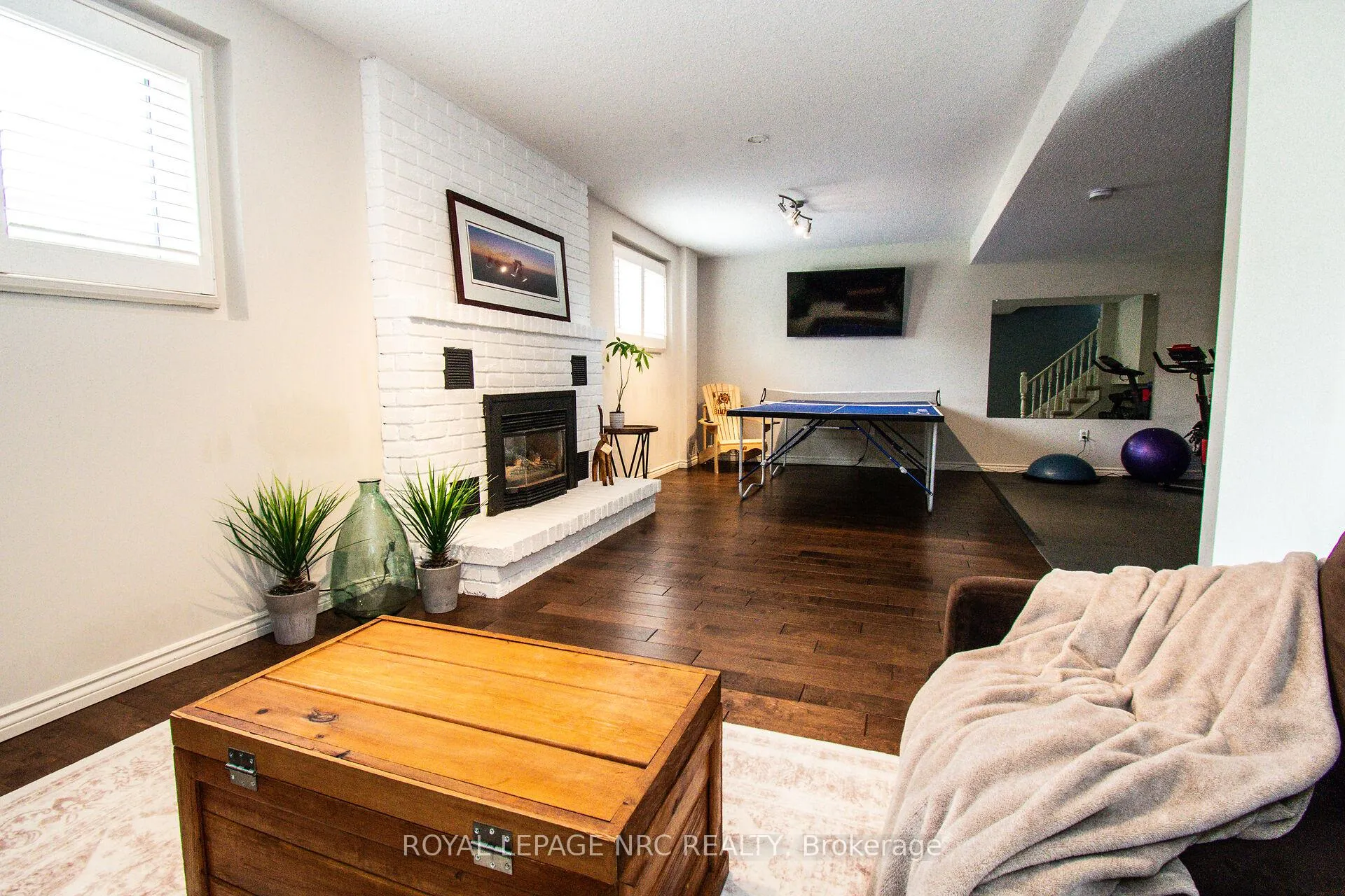 Photo 30 of 30 Elderwood Drive, St. Catharines, Grapeview — HOMEH
