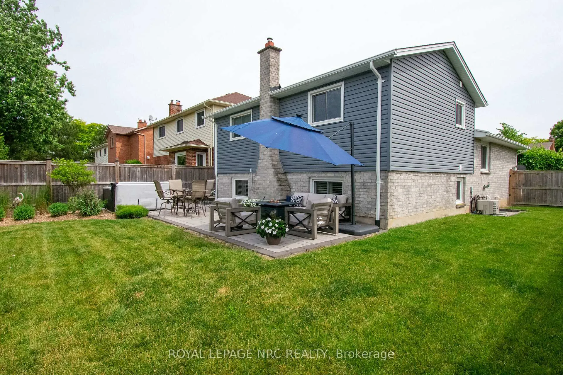 Photo 47 of 30 Elderwood Drive, St. Catharines, Grapeview — HOMEH