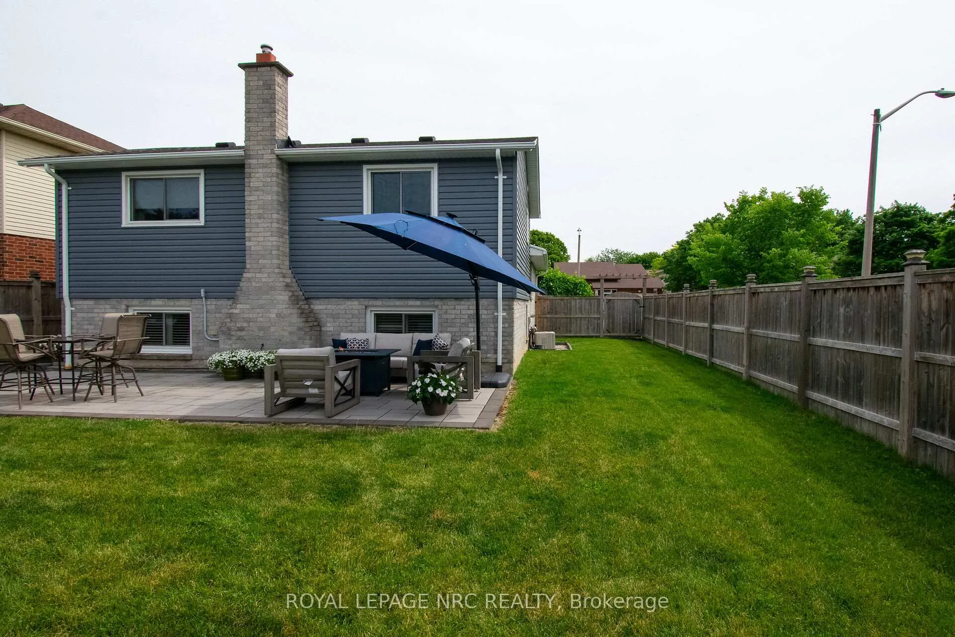 Photo 48 of 30 Elderwood Drive, St. Catharines, Grapeview — HOMEH