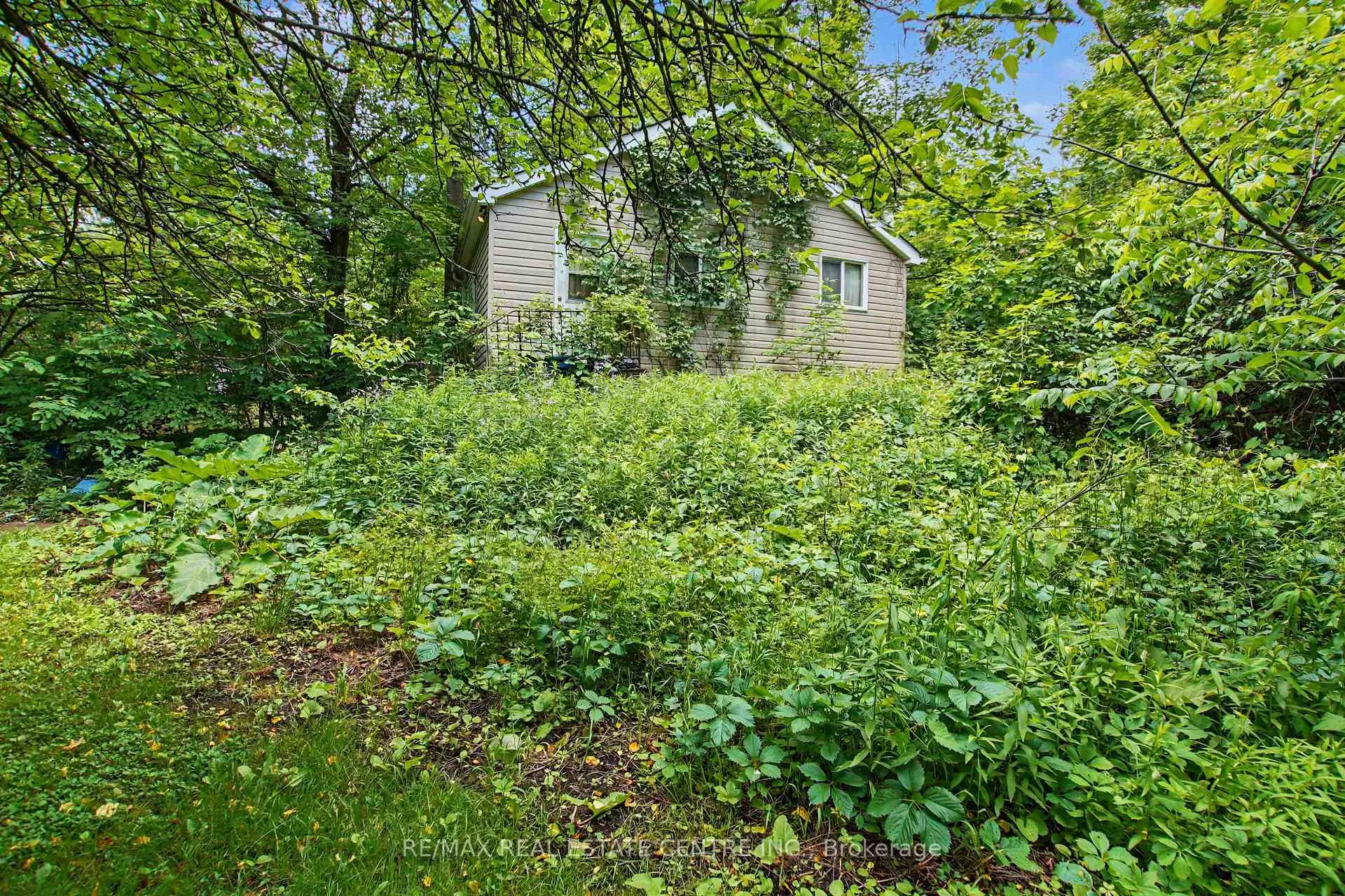 Photo 14 of 8327 First Line, Milton, Campbellville — HOMEH