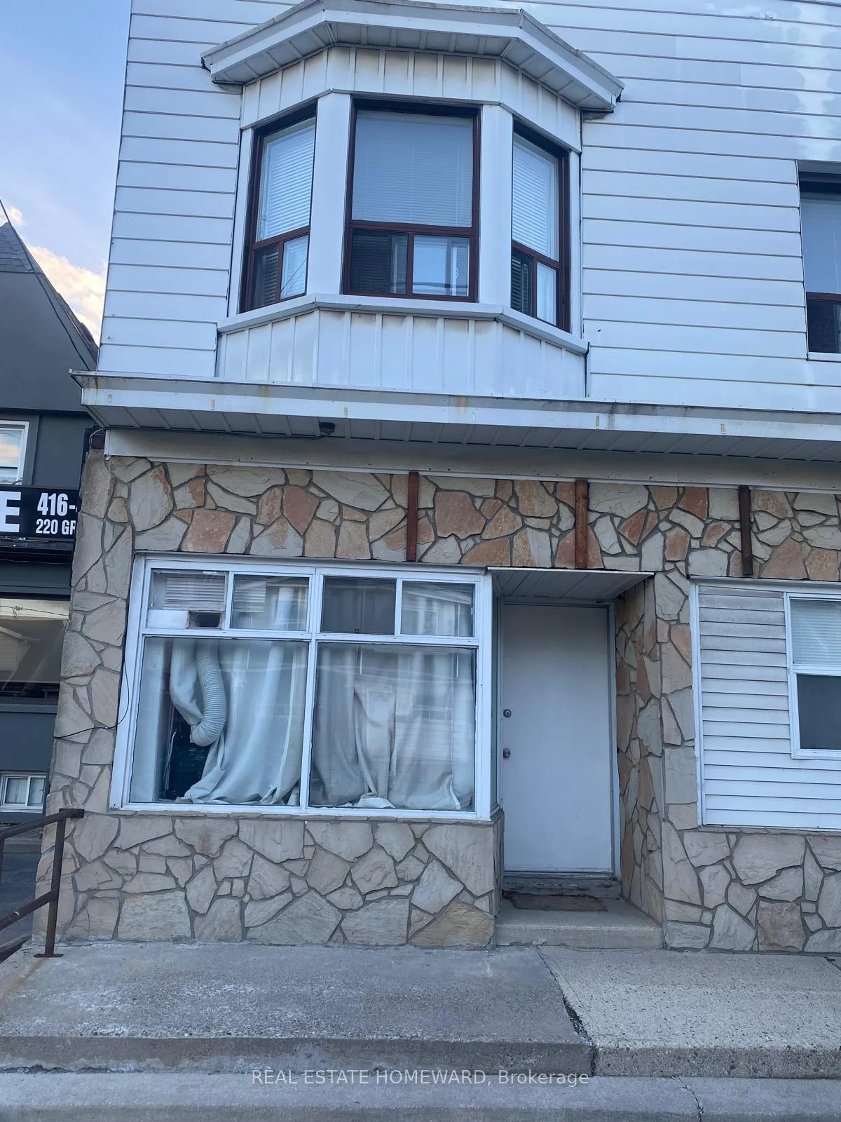 Photo of Unit GROUND FLOOR, 222 Greenwood Avenue