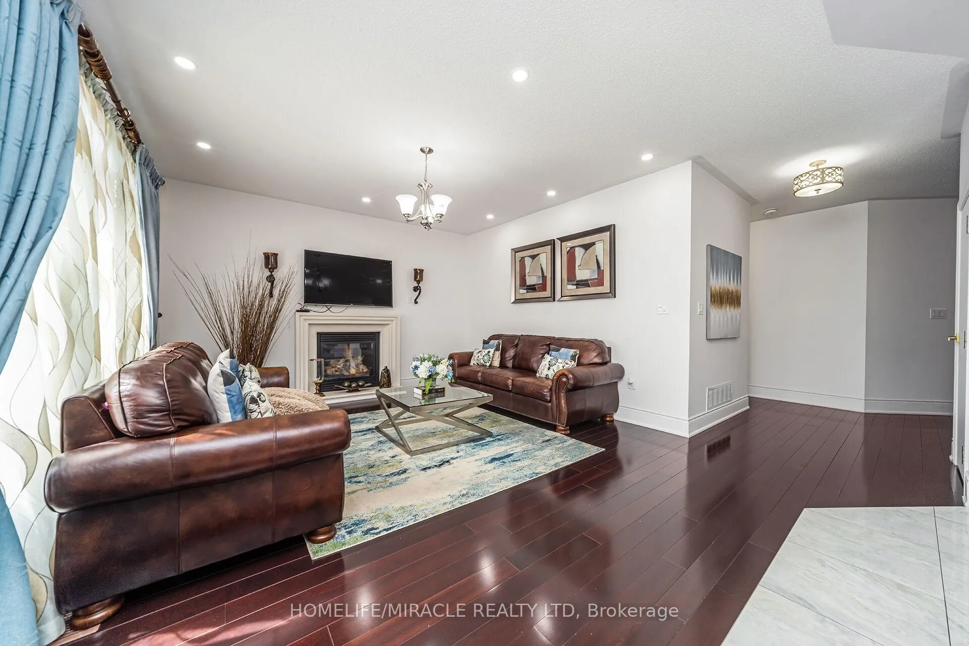 Photo 11 of 6 Currant Road, Brampton, Bram East — HOMEH