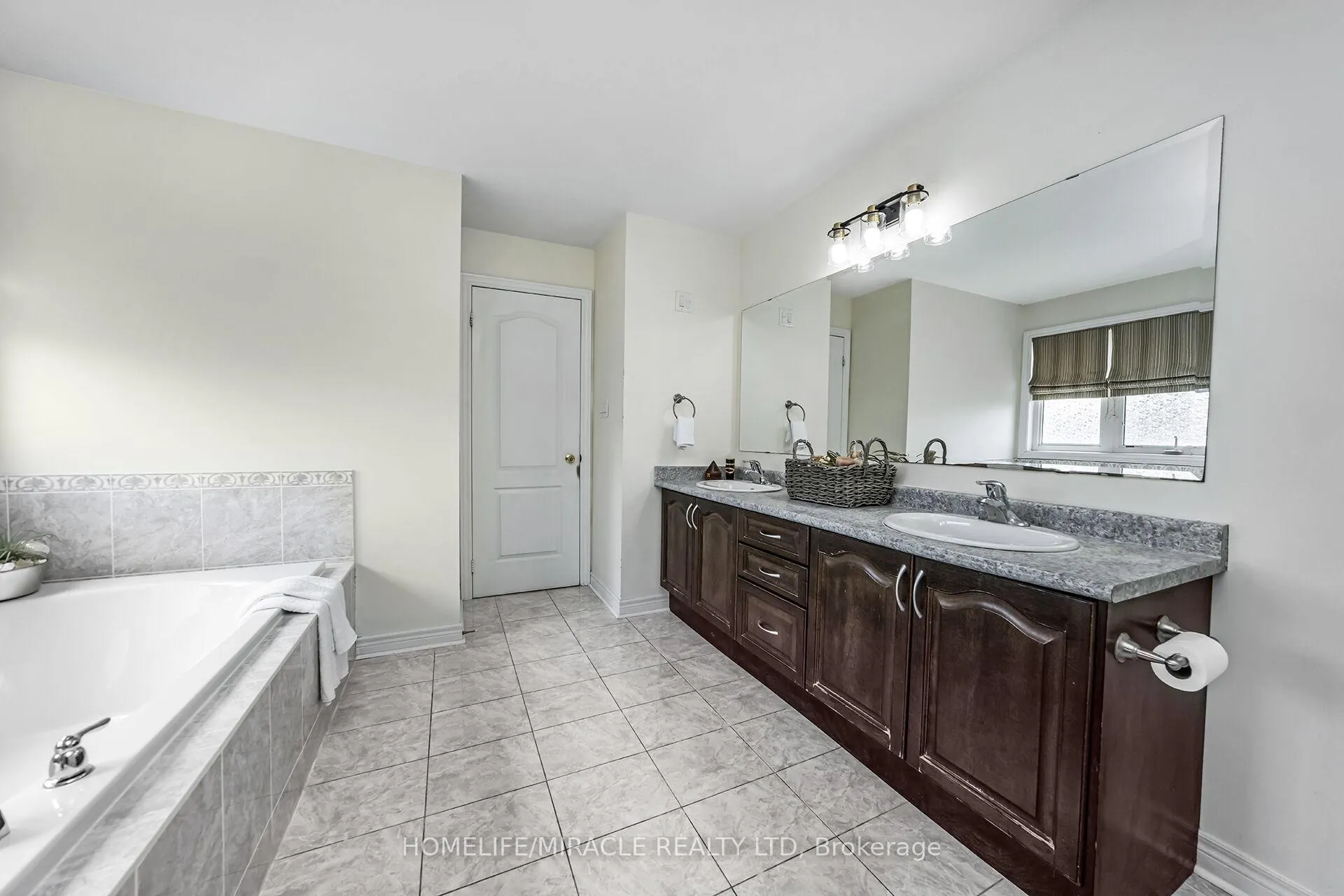 Photo 20 of 6 Currant Road, Brampton, Bram East — HOMEH