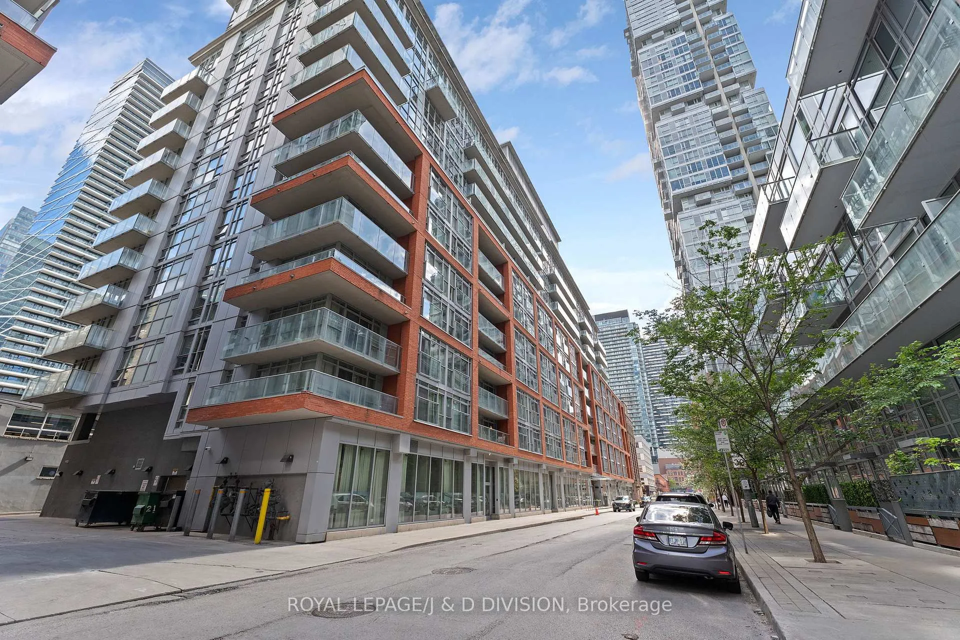 Front of Unit 228, 21 Nelson Street