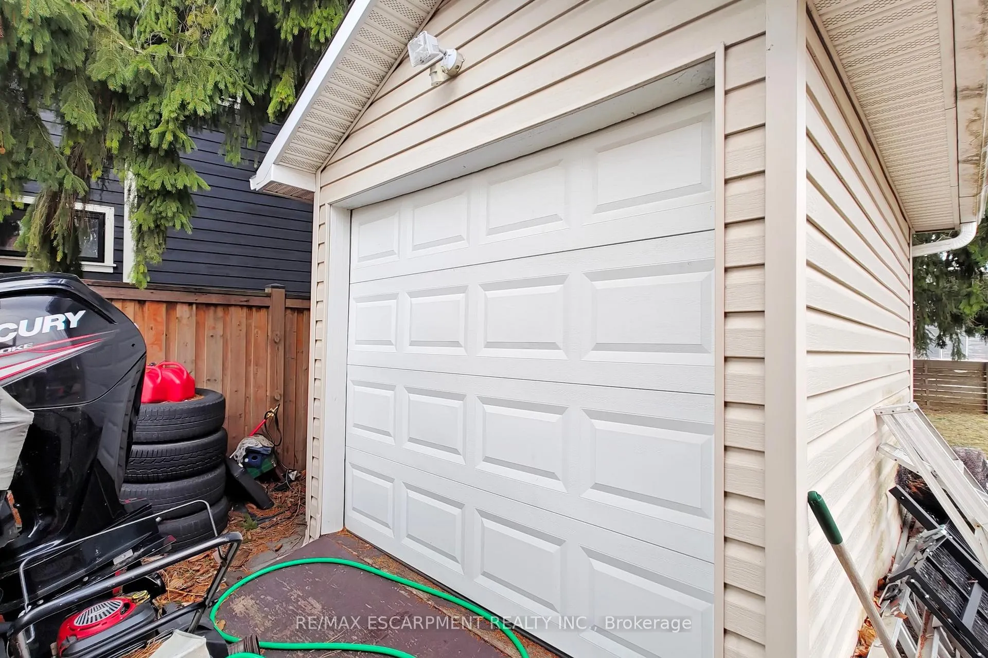 Photo 36 of 541 Wingrove Crescent, Oakville, West — HOMEH