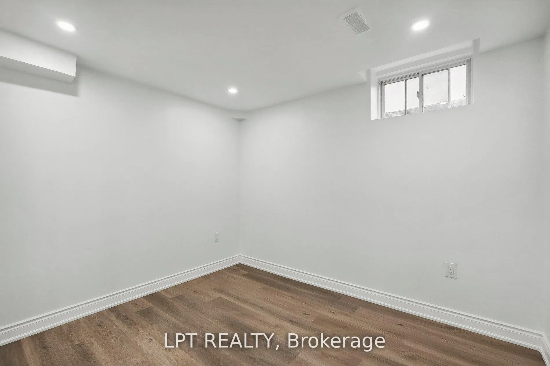 Photo 6 of Unit Lower, 140 Springvalley Crescent, Hamilton, Gourley — HOMEH