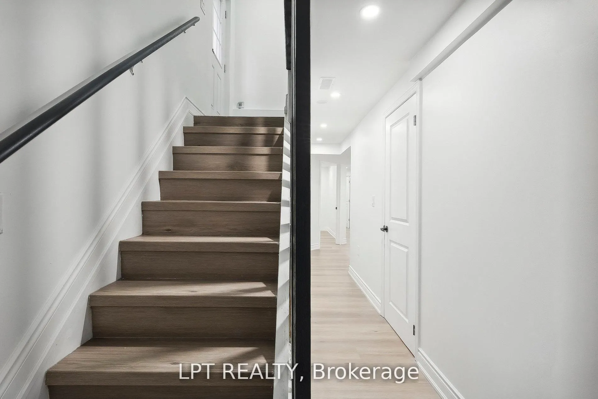 Photo 15 of Unit Lower, 140 Springvalley Crescent, Hamilton, Gourley — HOMEH