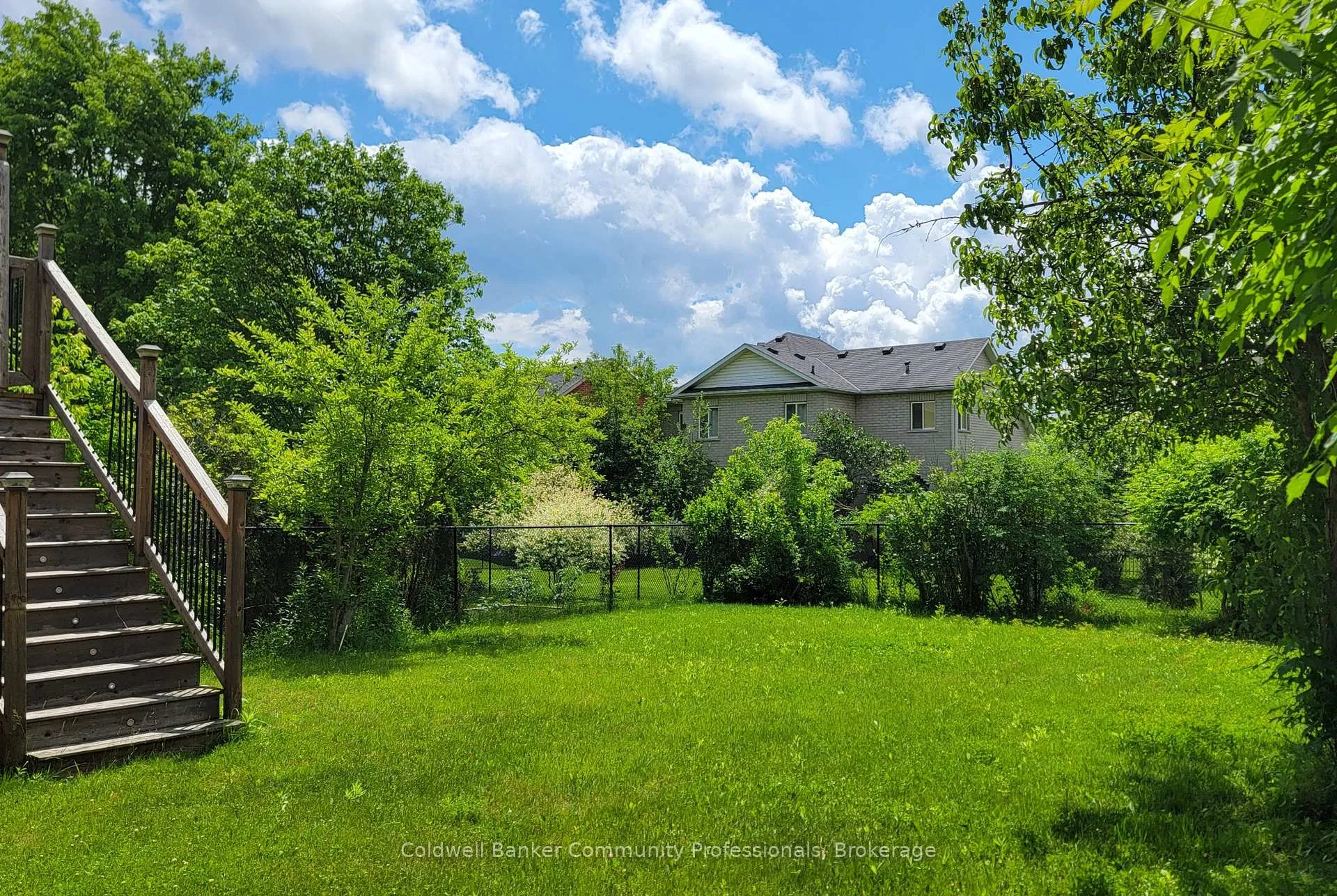 Photo 48 of 50 Winegarden Trail, Hamilton, Dundas — HOMEH