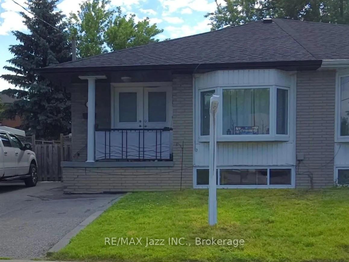 Photo 1 of Unit Basement, 127 Lupin Drive, Whitby, Downtown Whitby — HOMEH