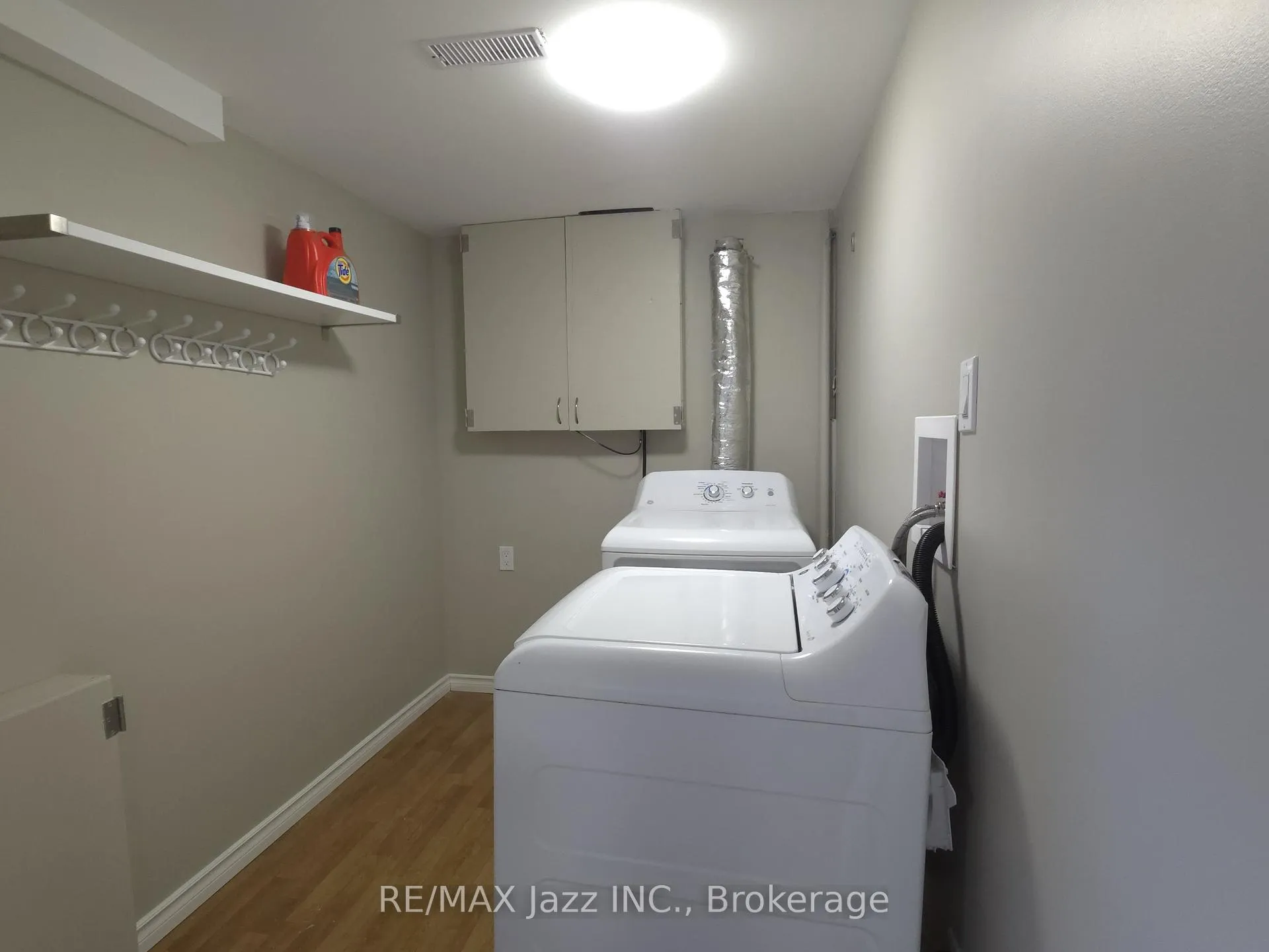 Photo 17 of Unit Basement, 127 Lupin Drive, Whitby, Downtown Whitby — HOMEH