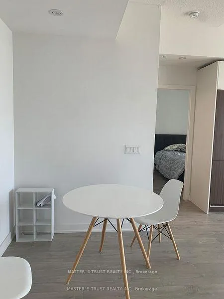 Photo 10 of Unit 2406, 30 Nelson Street, Toronto, Waterfront Communities — HOMEH