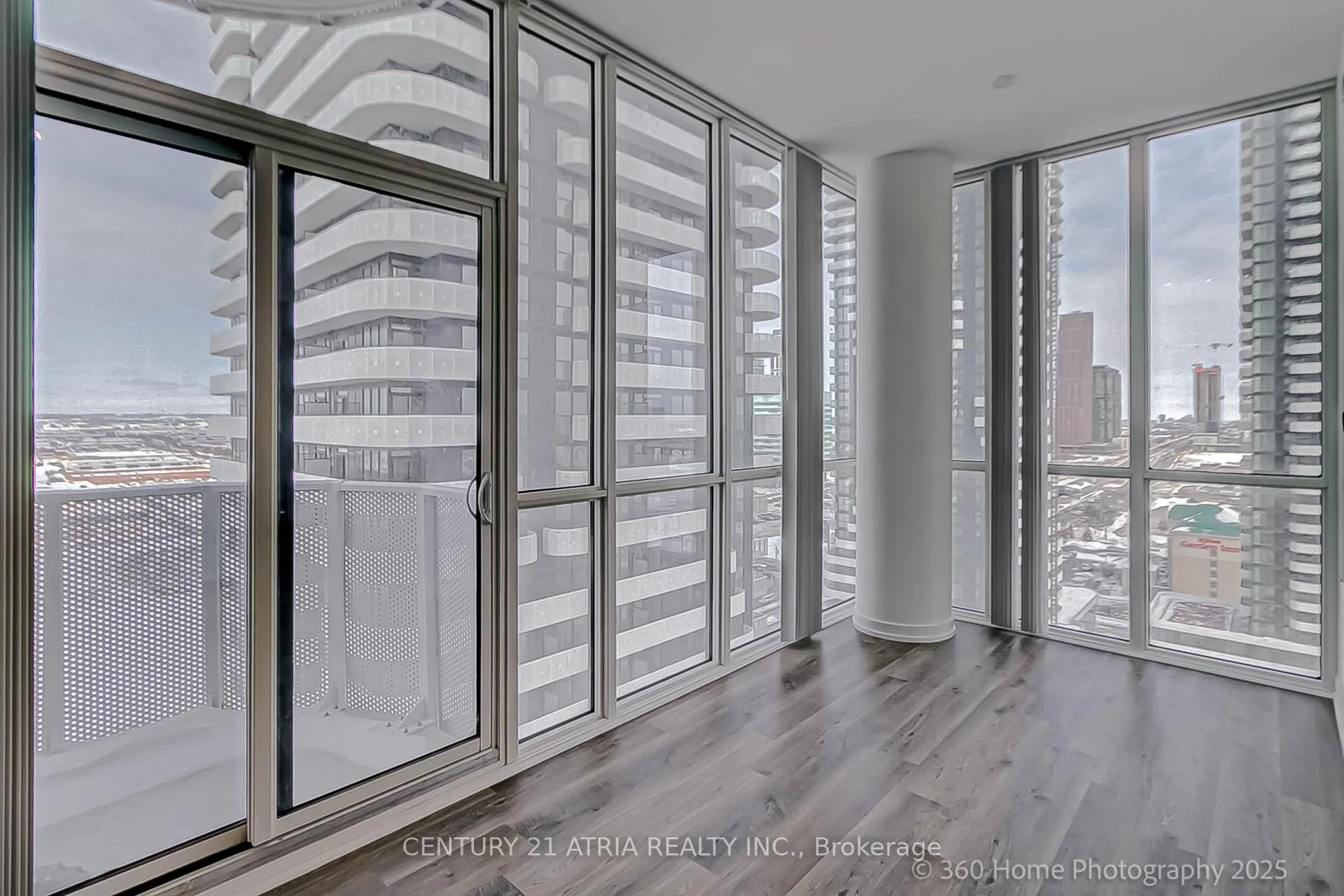 Photo 8 of Unit 2115, 195 Commerce Street, Vaughan, Vaughan Corporate Centre — HOMEH