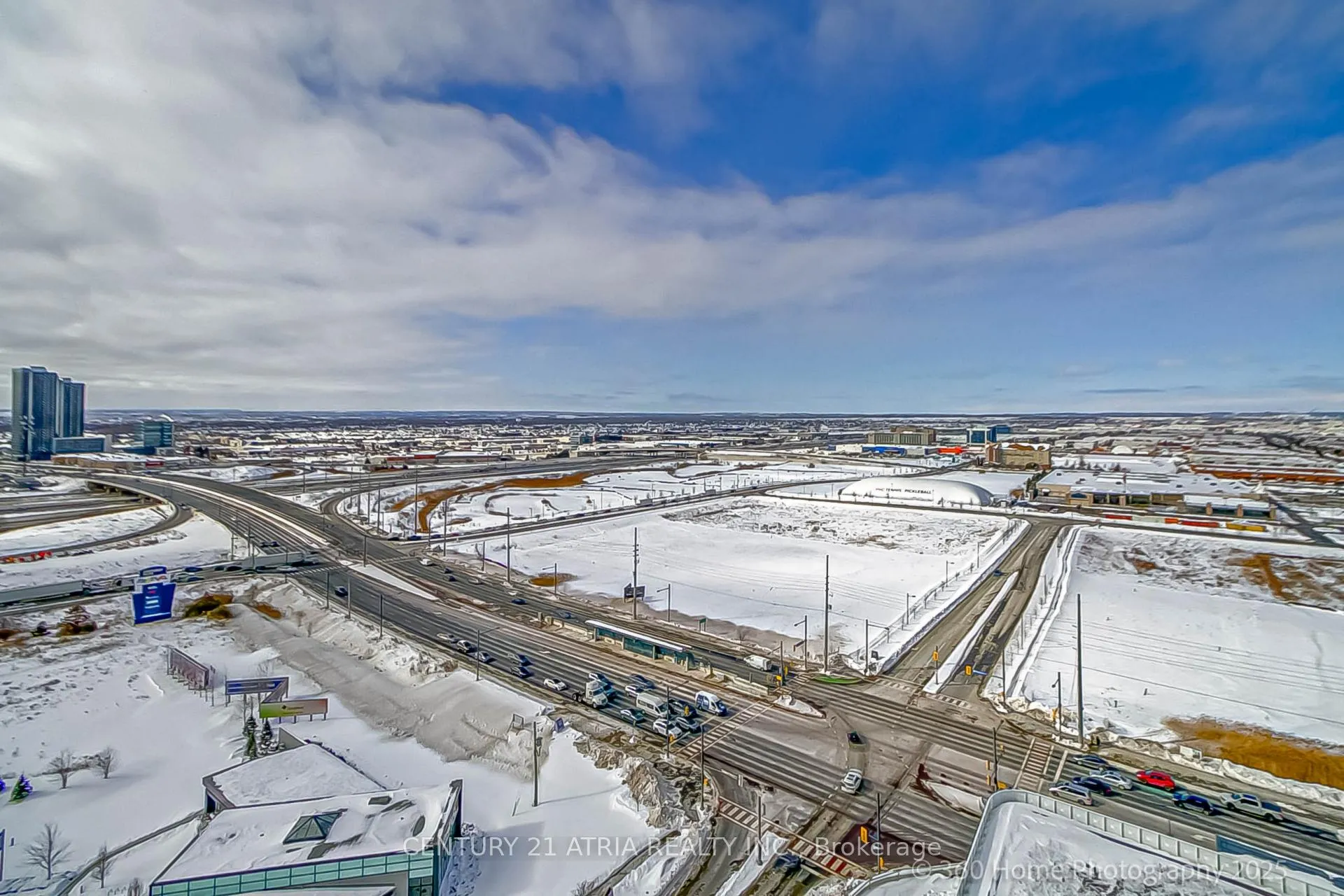Photo 12 of Unit 2115, 195 Commerce Street, Vaughan, Vaughan Corporate Centre — HOMEH