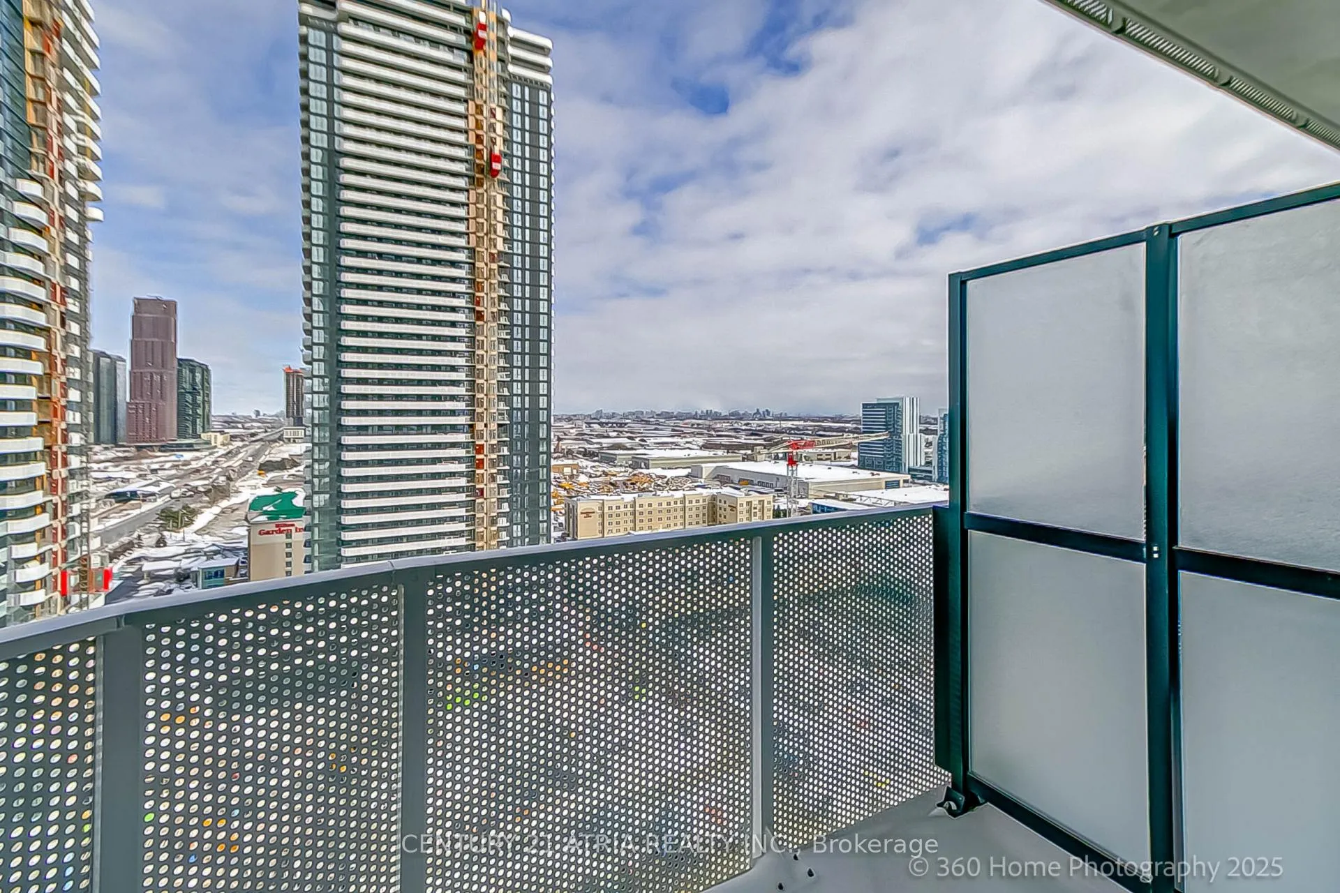 Photo 17 of Unit 2115, 195 Commerce Street, Vaughan, Vaughan Corporate Centre — HOMEH