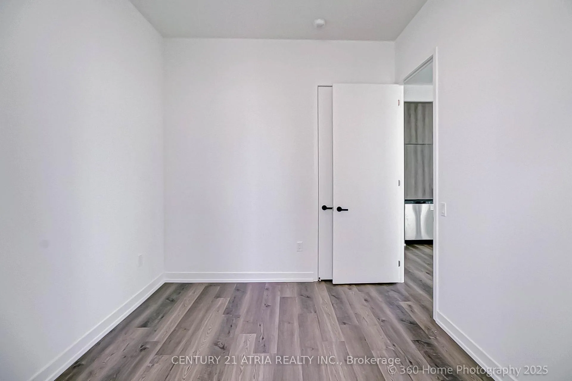 Photo 19 of Unit 2115, 195 Commerce Street, Vaughan, Vaughan Corporate Centre — HOMEH
