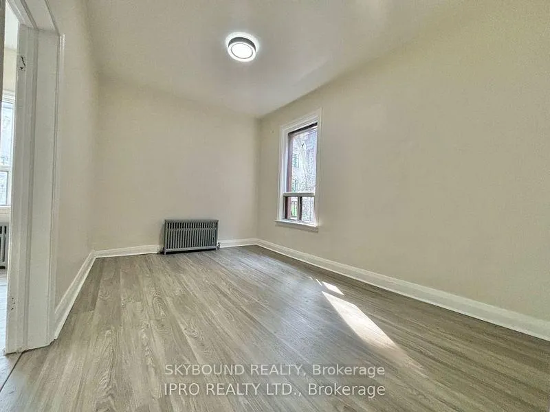 Photo 3 of Unit 2B, 527 Queen Street W, Toronto, Waterfront Communities — HOMEH
