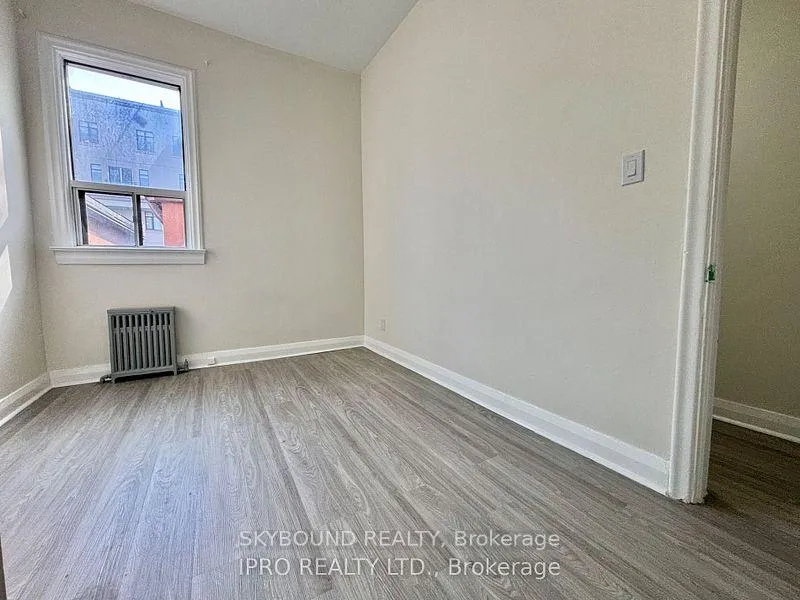 Photo 6 of Unit 2B, 527 Queen Street W, Toronto, Waterfront Communities — HOMEH