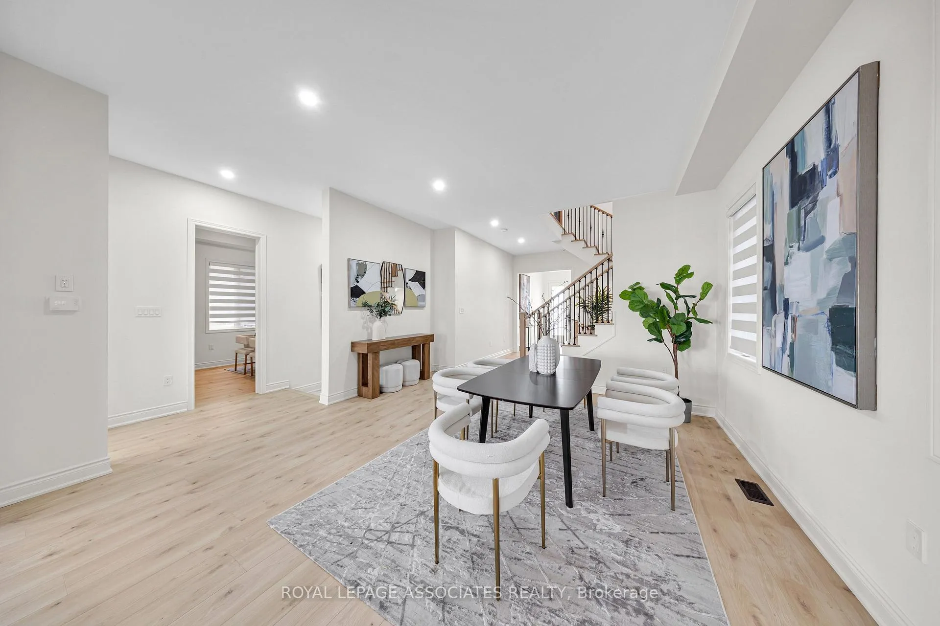 Photo 11 of 2215 Beckman Crescent, Oshawa, Kedron — HOMEH