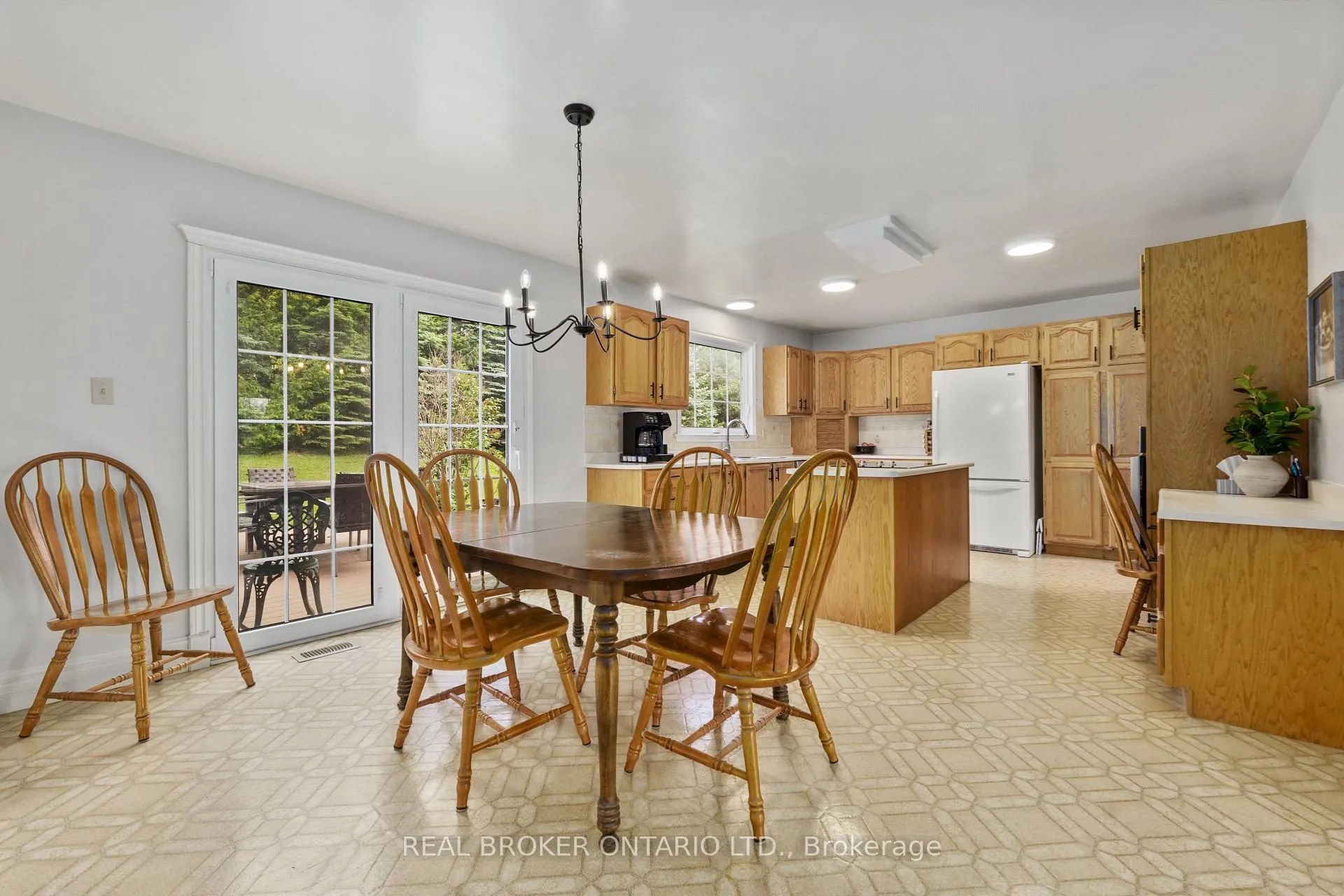 Photo 19 of 462 Franklin Drive, Selwyn — HOMEH