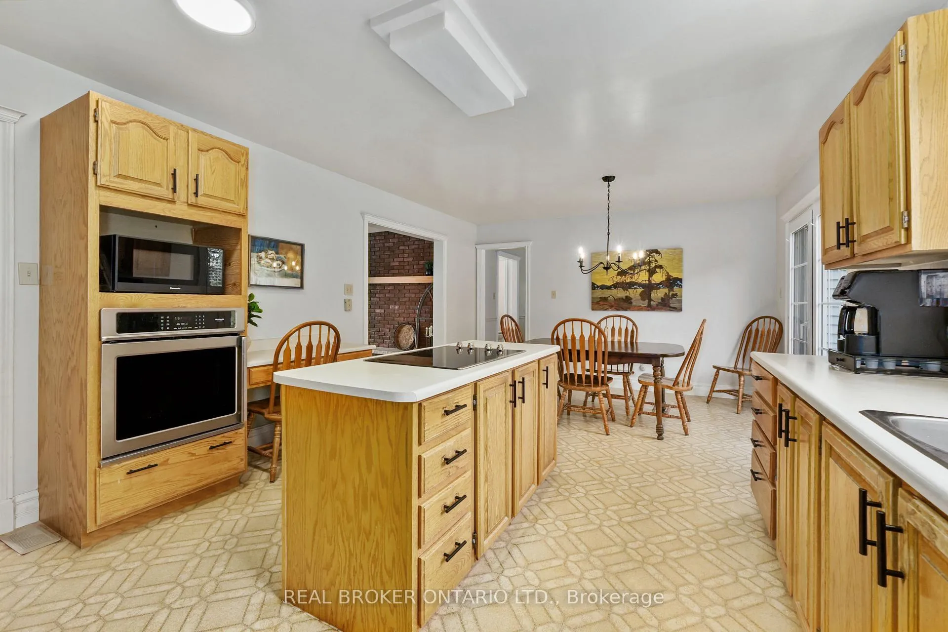 Photo 22 of 462 Franklin Drive, Selwyn — HOMEH