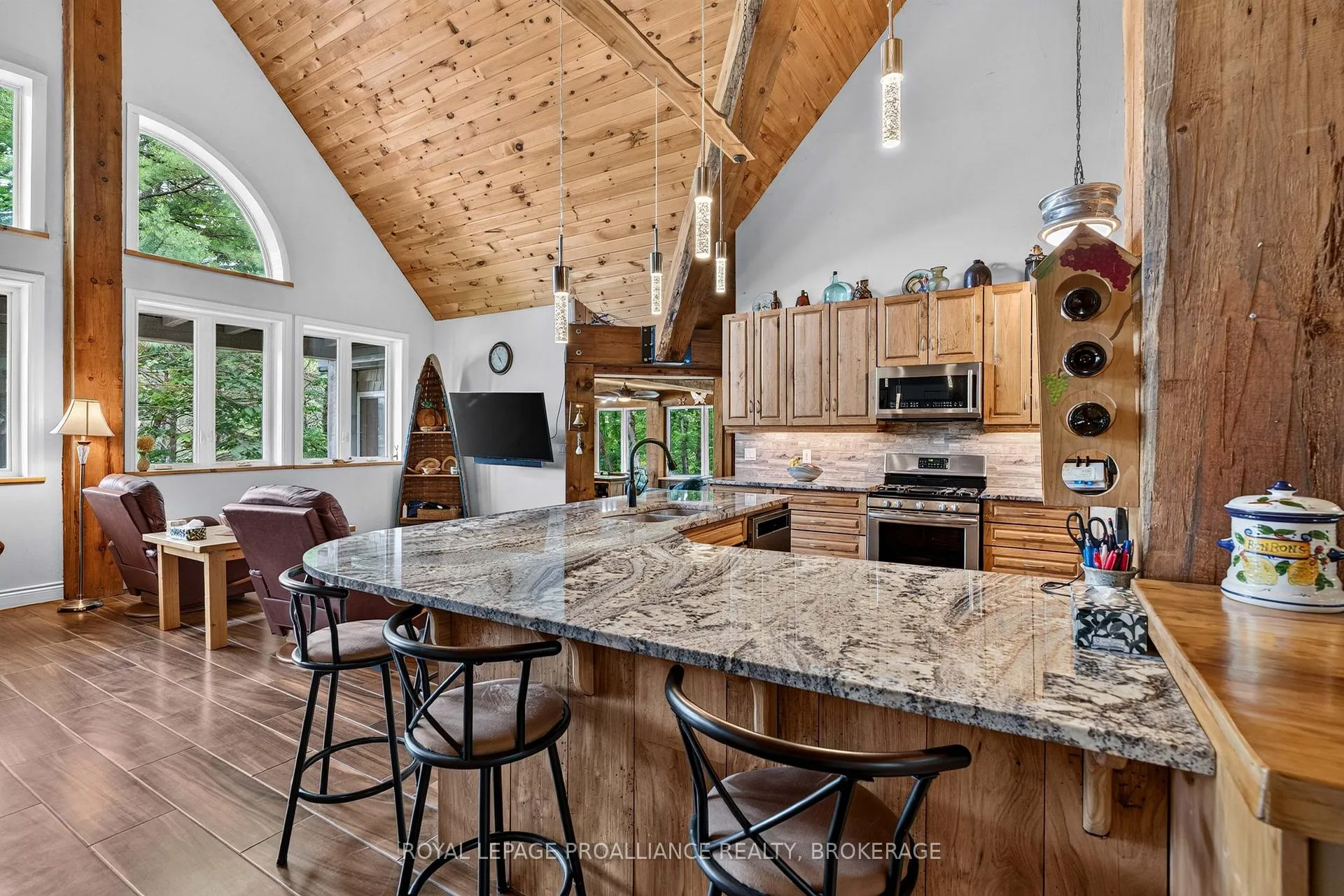 Photo 37 of 116 Nuthatch Lane, Rideau Lakes, Rideau Lakes (South Crosby) Twp — HOMEH