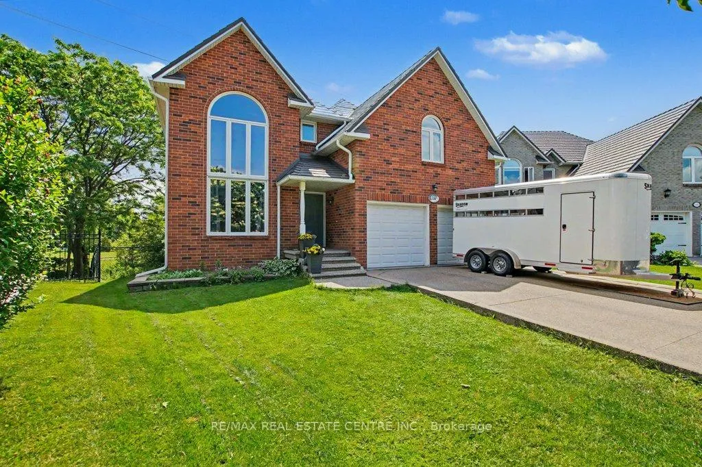 Photo 2 of 2100 Kevin Crescent, Burlington, Headon — HOMEH