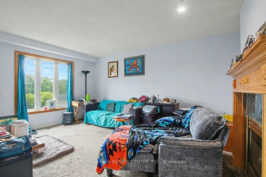 Photo 15 of 2100 Kevin Crescent, Burlington, Headon — HOMEH