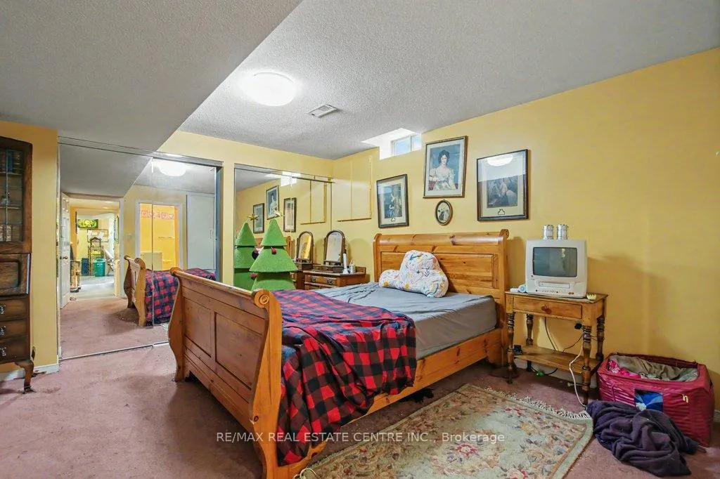 Photo 29 of 2100 Kevin Crescent, Burlington, Headon — HOMEH